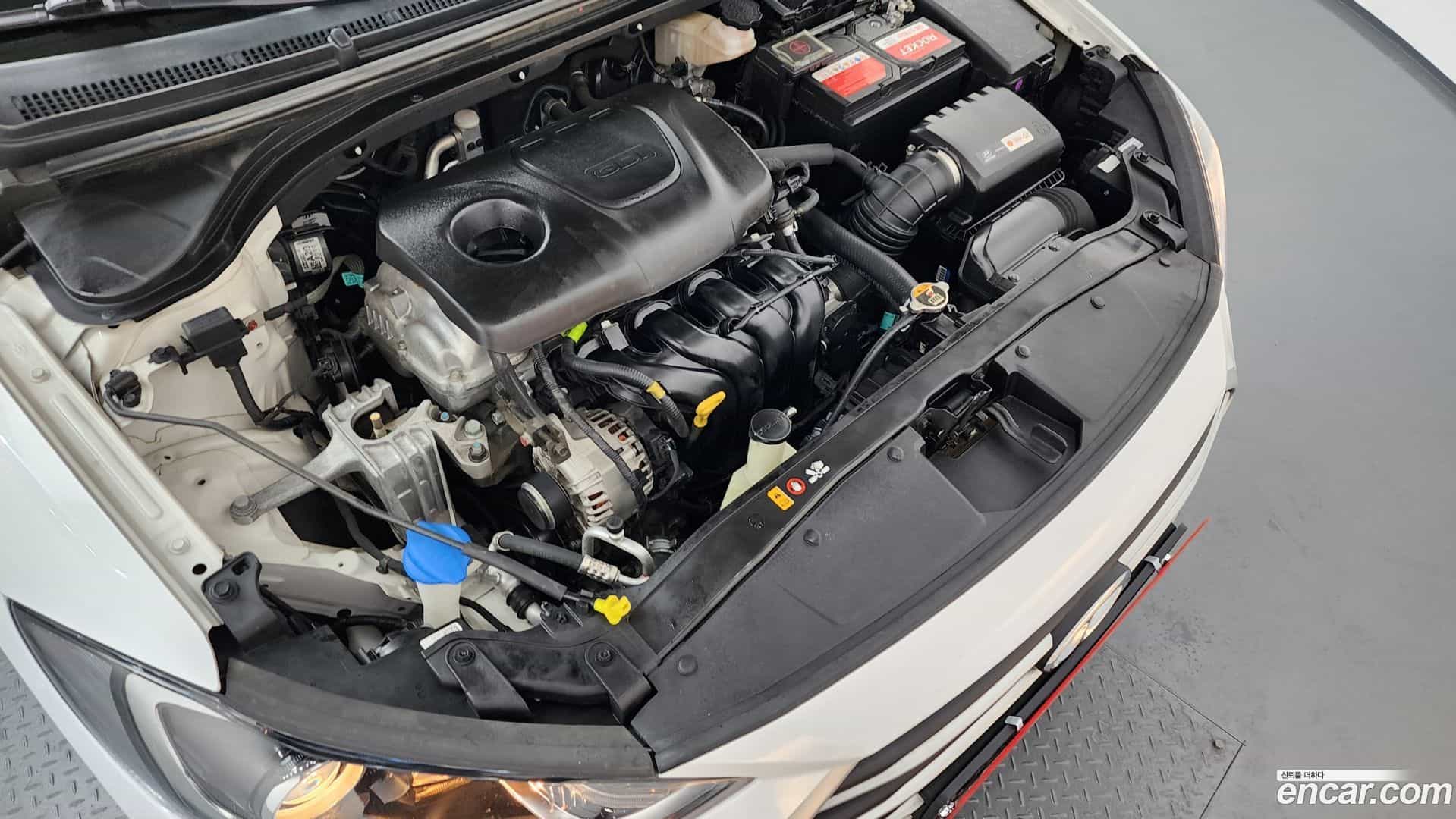 AVANTE Hyundai 2017.9-OUTER-006