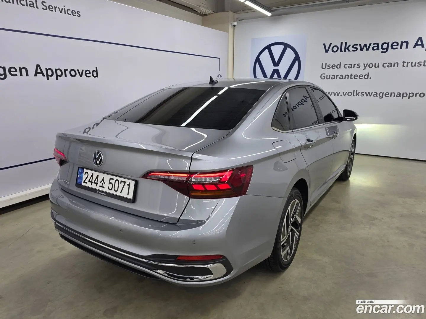 Main__Slider__Photo:Jetta Volkswagen 2024.5-1