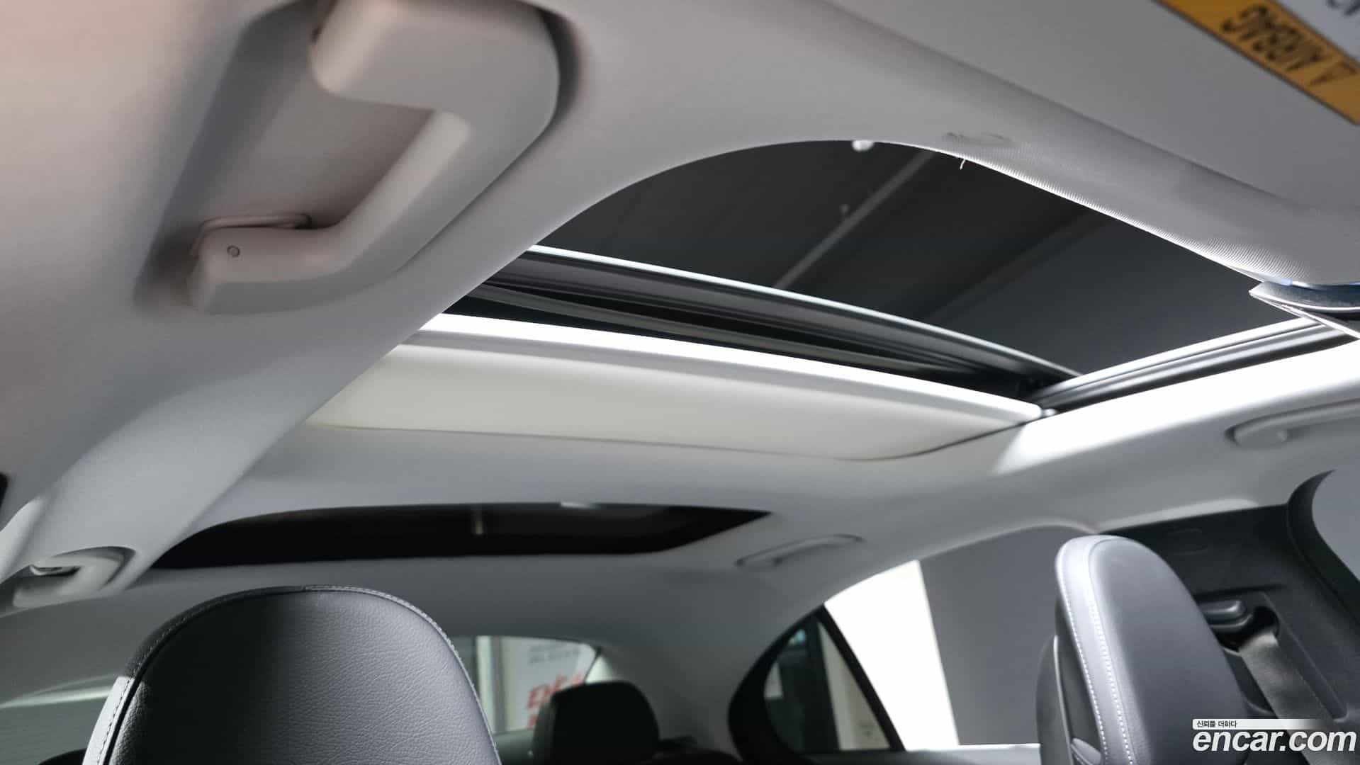 E-Class Mercedes-Benz 2025.5-OPTION-021