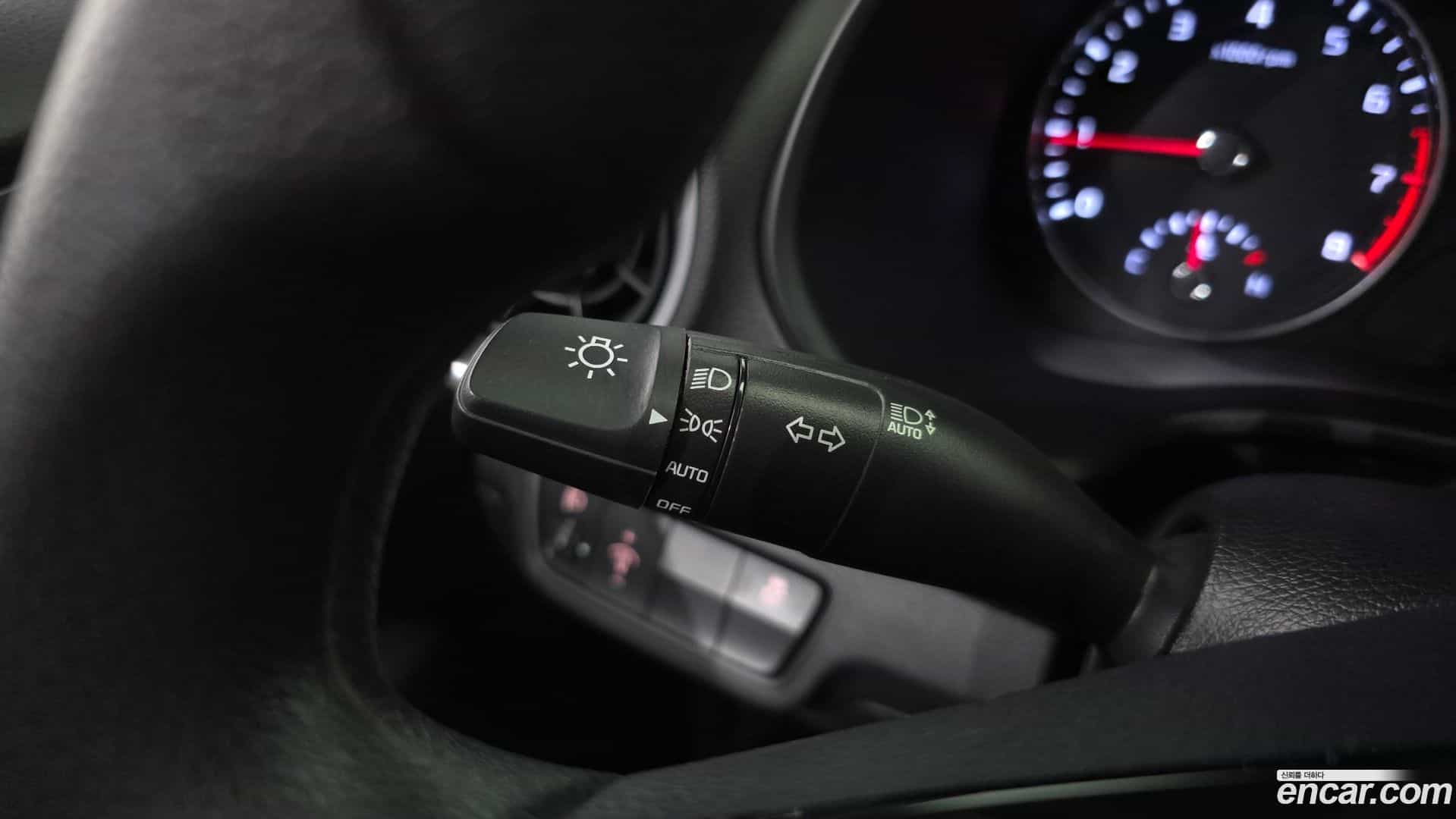 K3 Kia 2023.1-OPTION-022