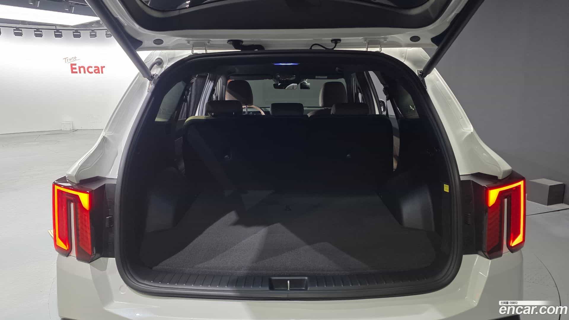 Sorento Kia 2024.9-OPTION-024