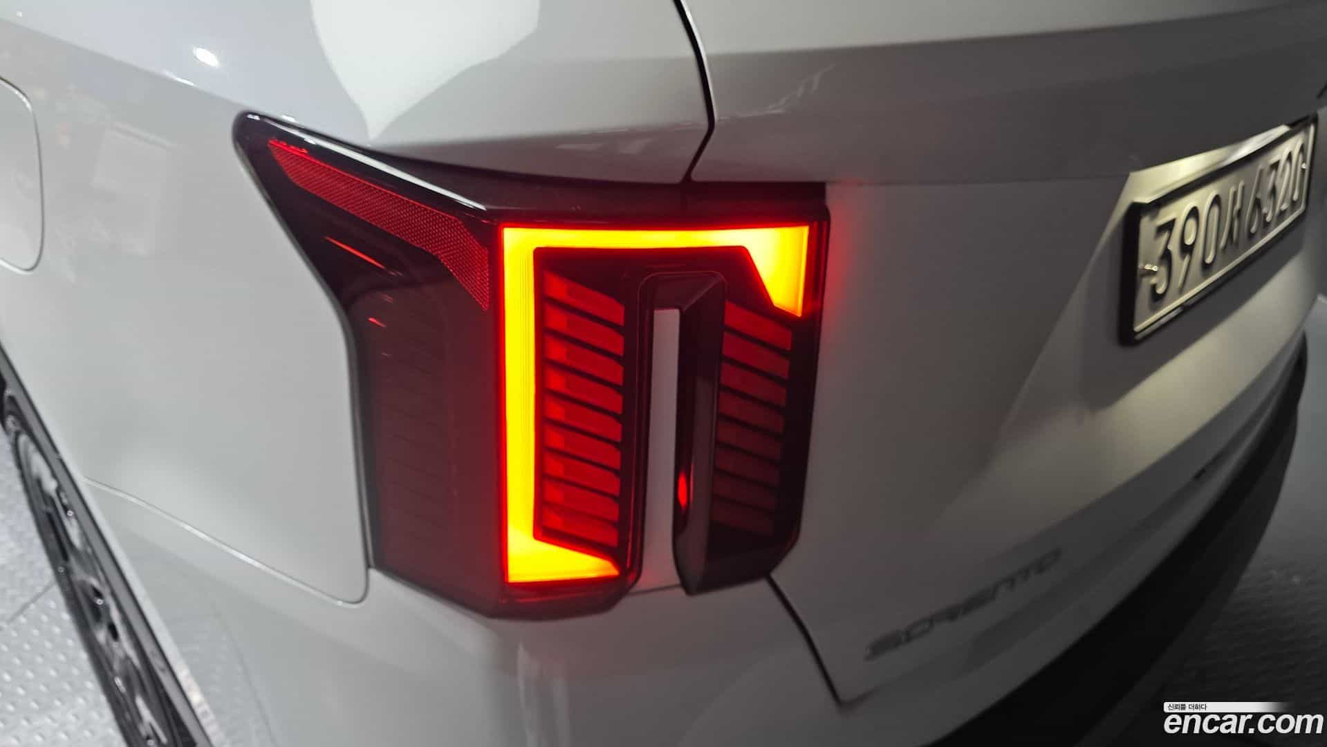 Sorento Kia 2024.9-OUTER-033
