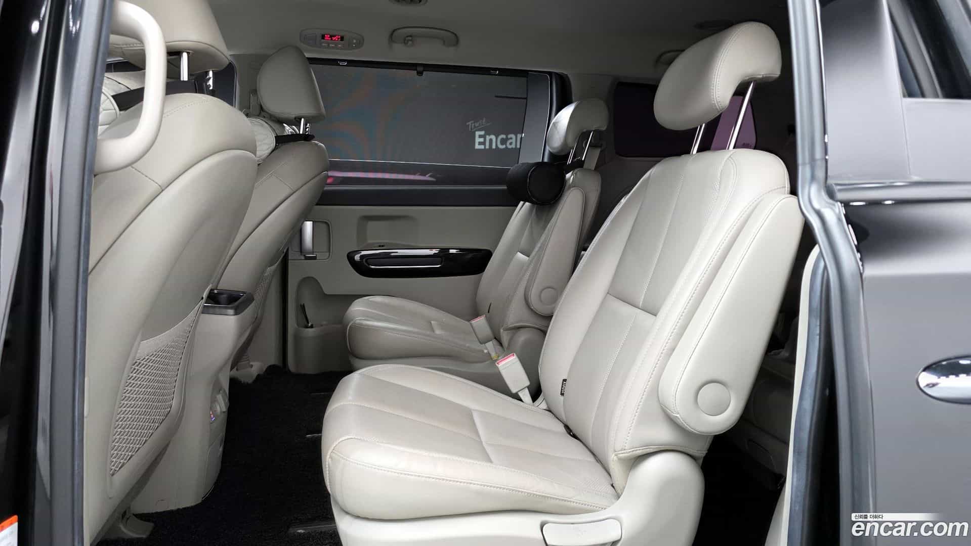 Canival Kia 2020.1-OPTION-016
