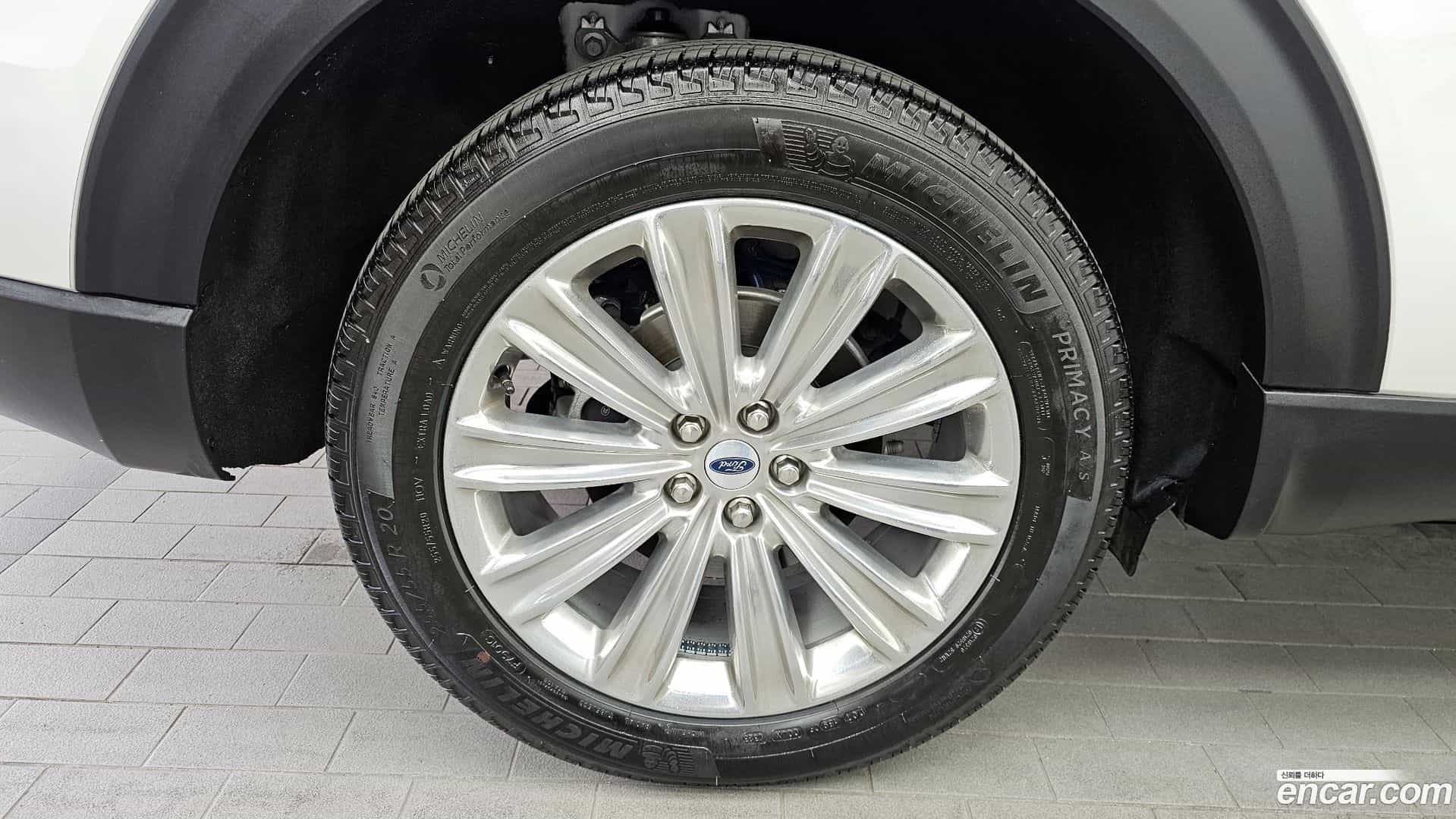 Explorer Ford 2023.11-OUTER-005