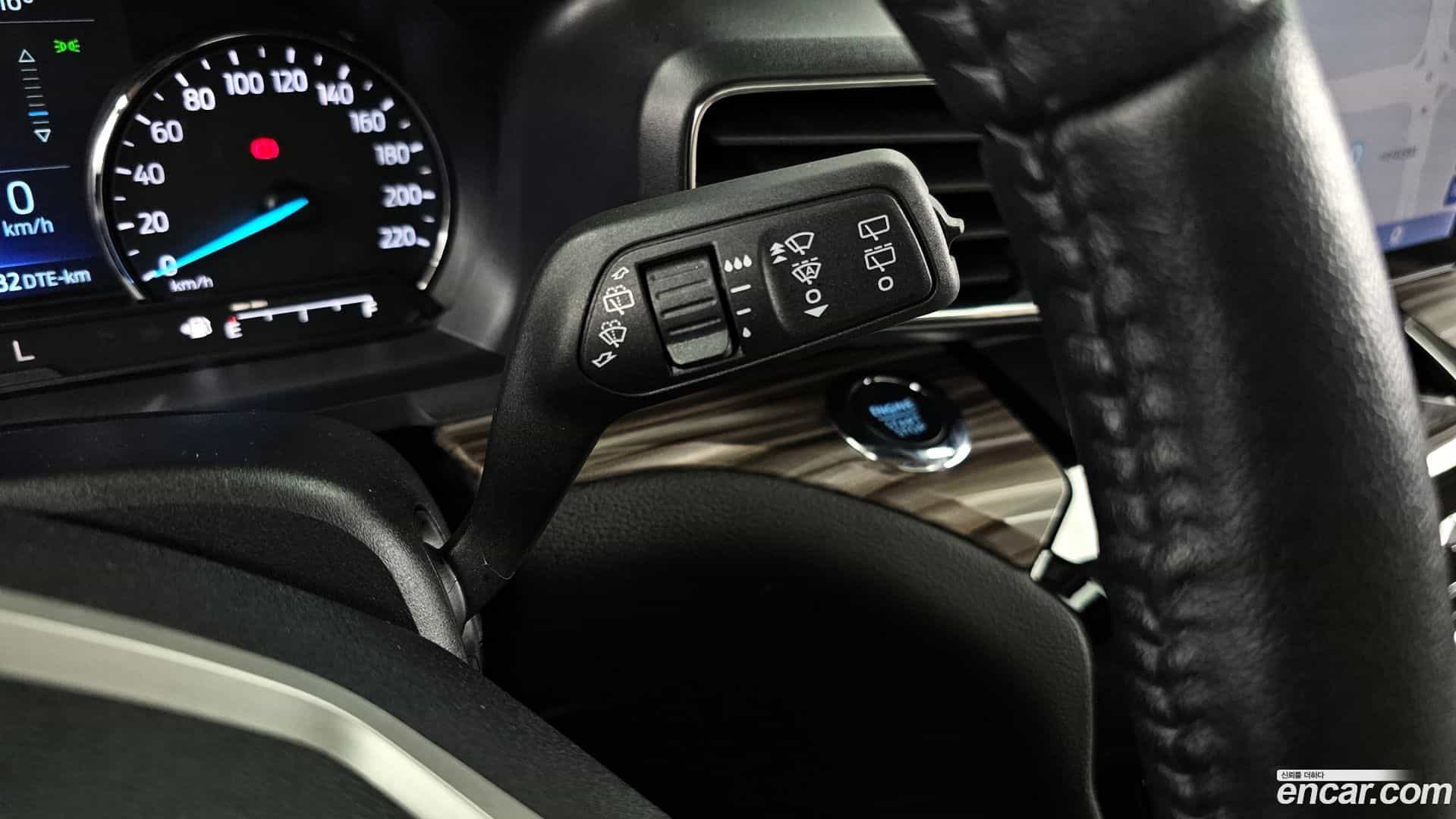 Explorer Ford 2023.11-OPTION-048
