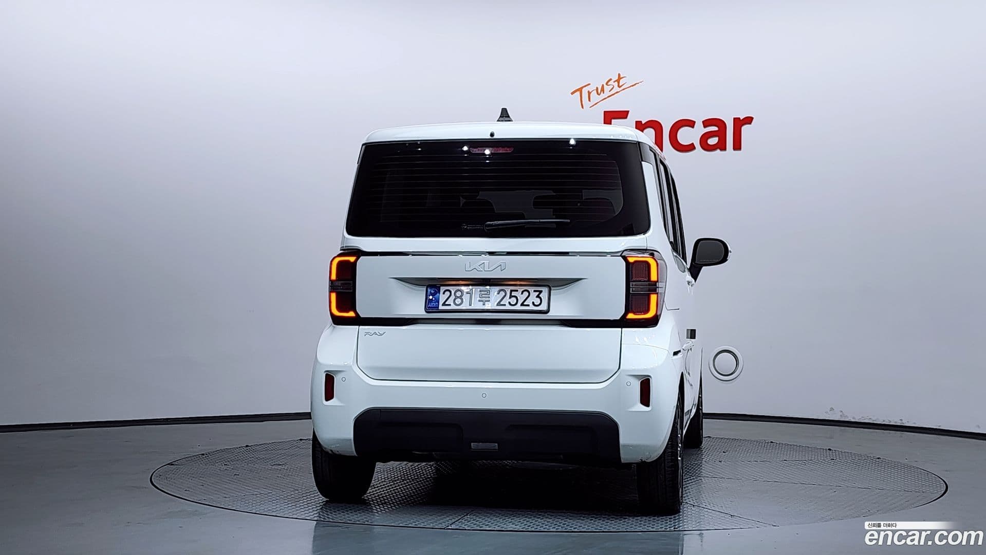 Main__Slider__Photo:RAY Kia 2023.6-3