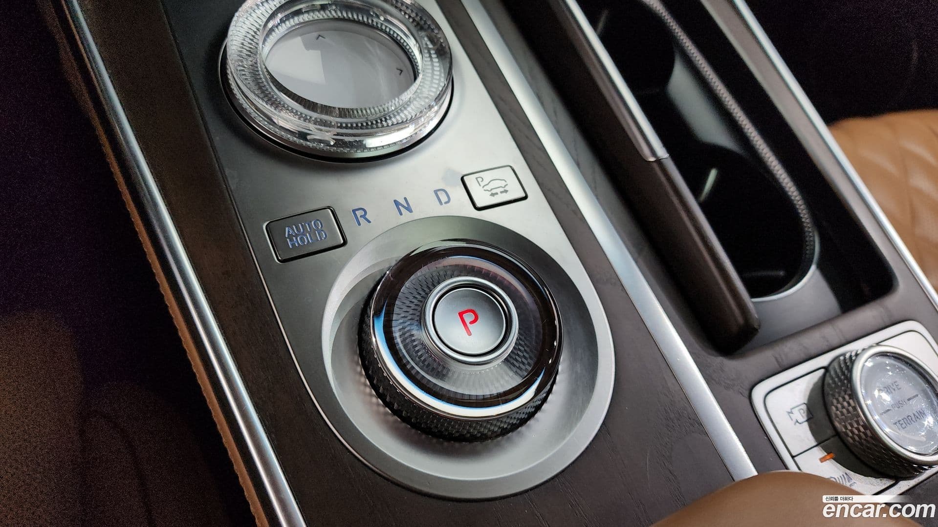 Main__Slider__Photo:GV80 Genesis 2020.10-8