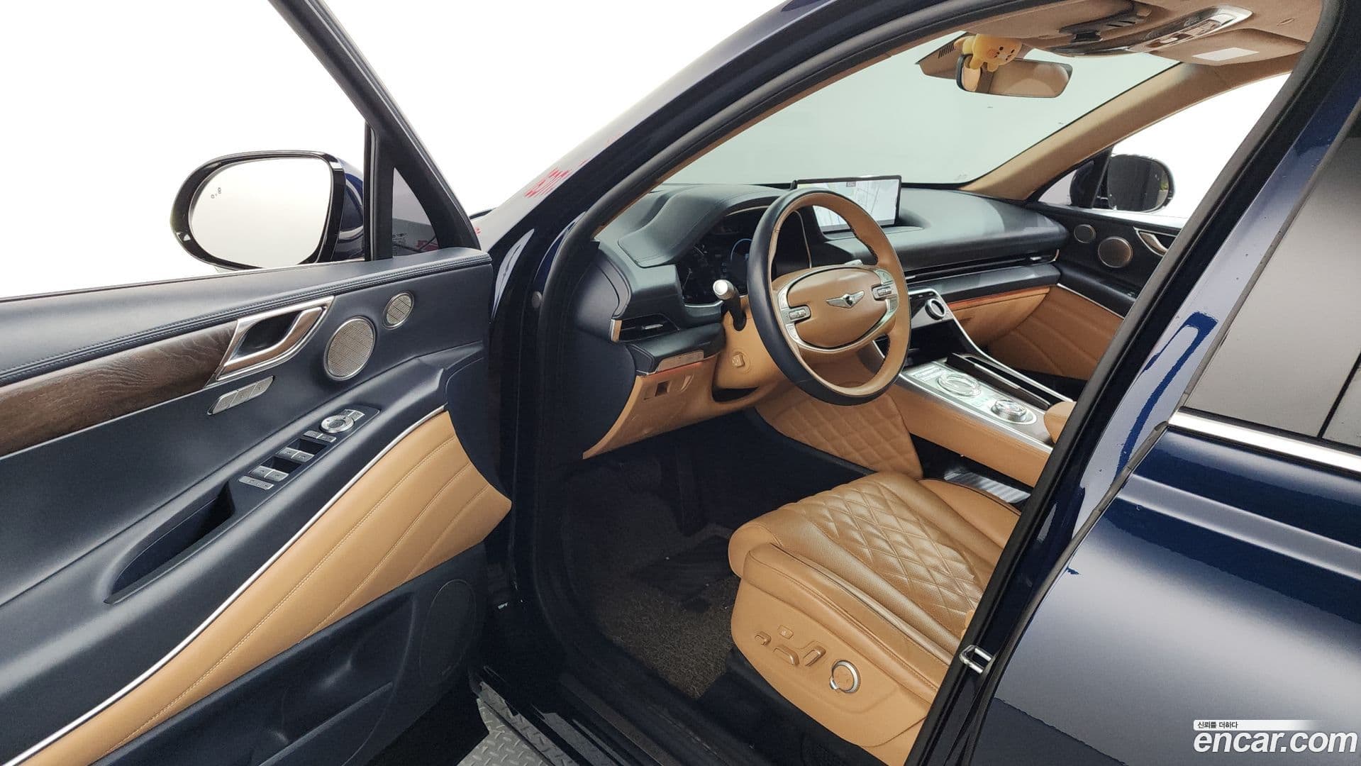 Main__Slider__Photo:GV80 Genesis 2020.10-9
