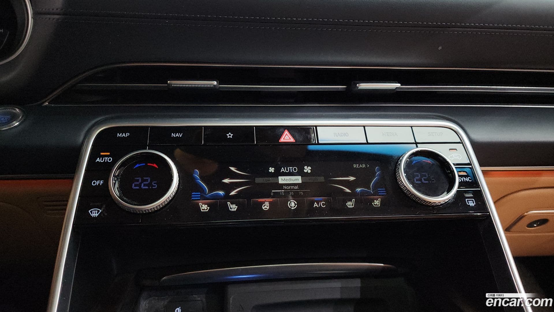 Main__Slider__Photo:GV80 Genesis 2020.10-34