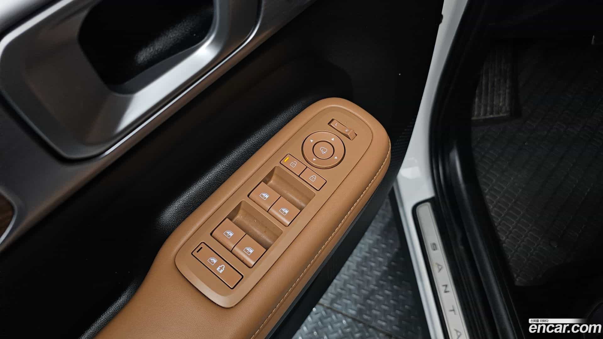 Santafe Hyundai 2023.10-OPTION-017