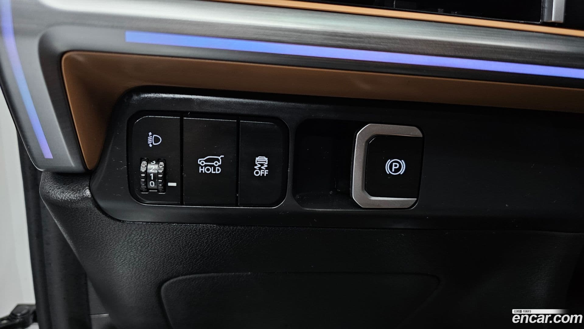 Main__Slider__Photo:Santafe Hyundai 2023.10-13
