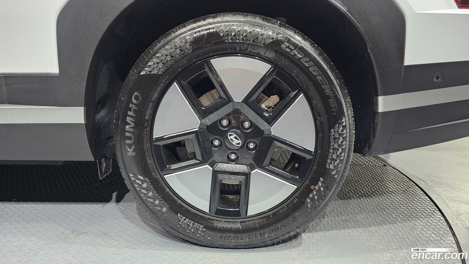 Main__Slider__Photo:Santafe Hyundai 2023.10-20