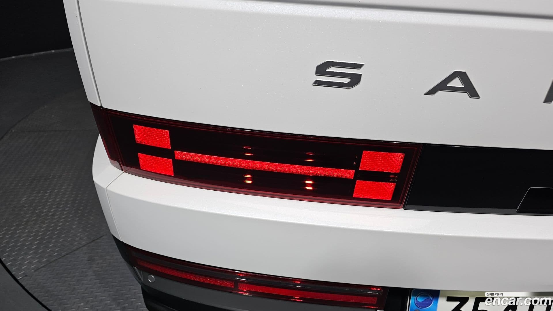 Main__Slider__Photo:Santafe Hyundai 2023.10-22