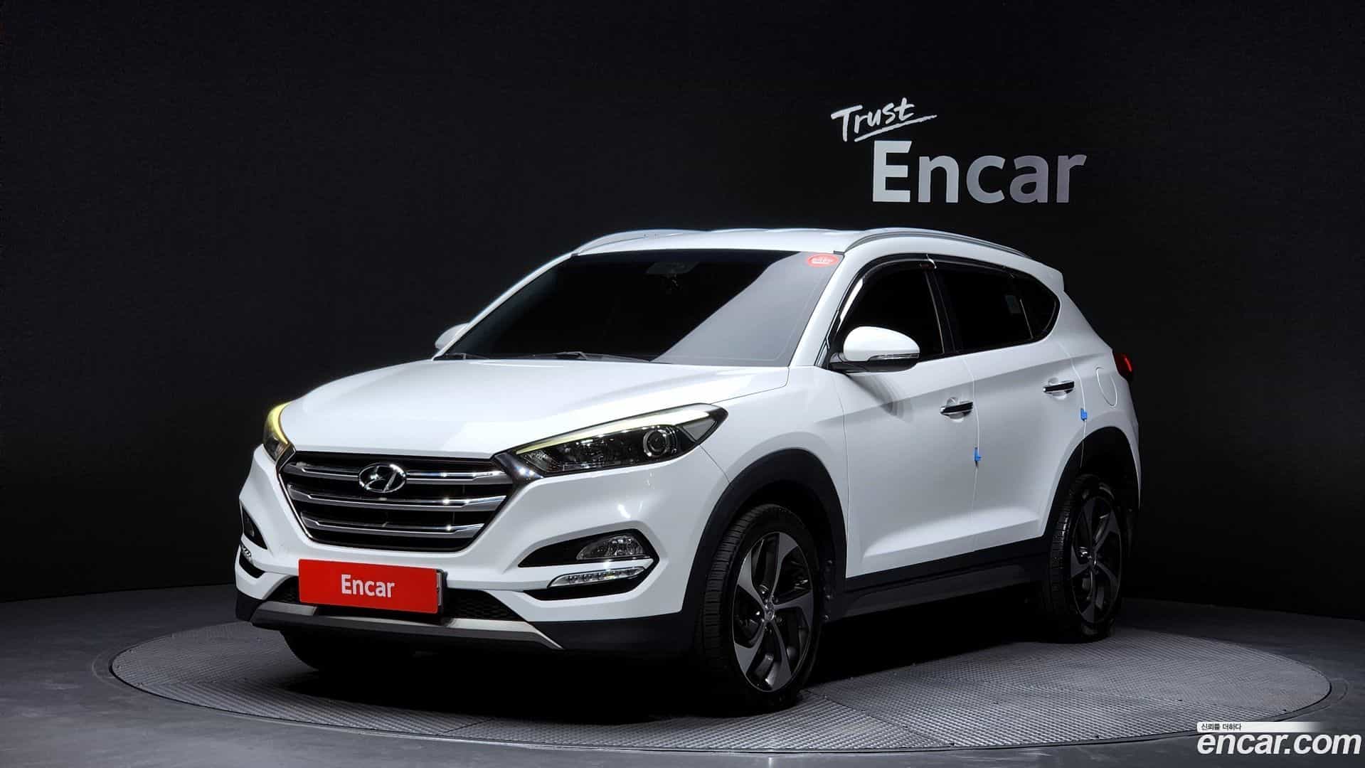 Tucson Hyundai 2016.9-OUTER-001