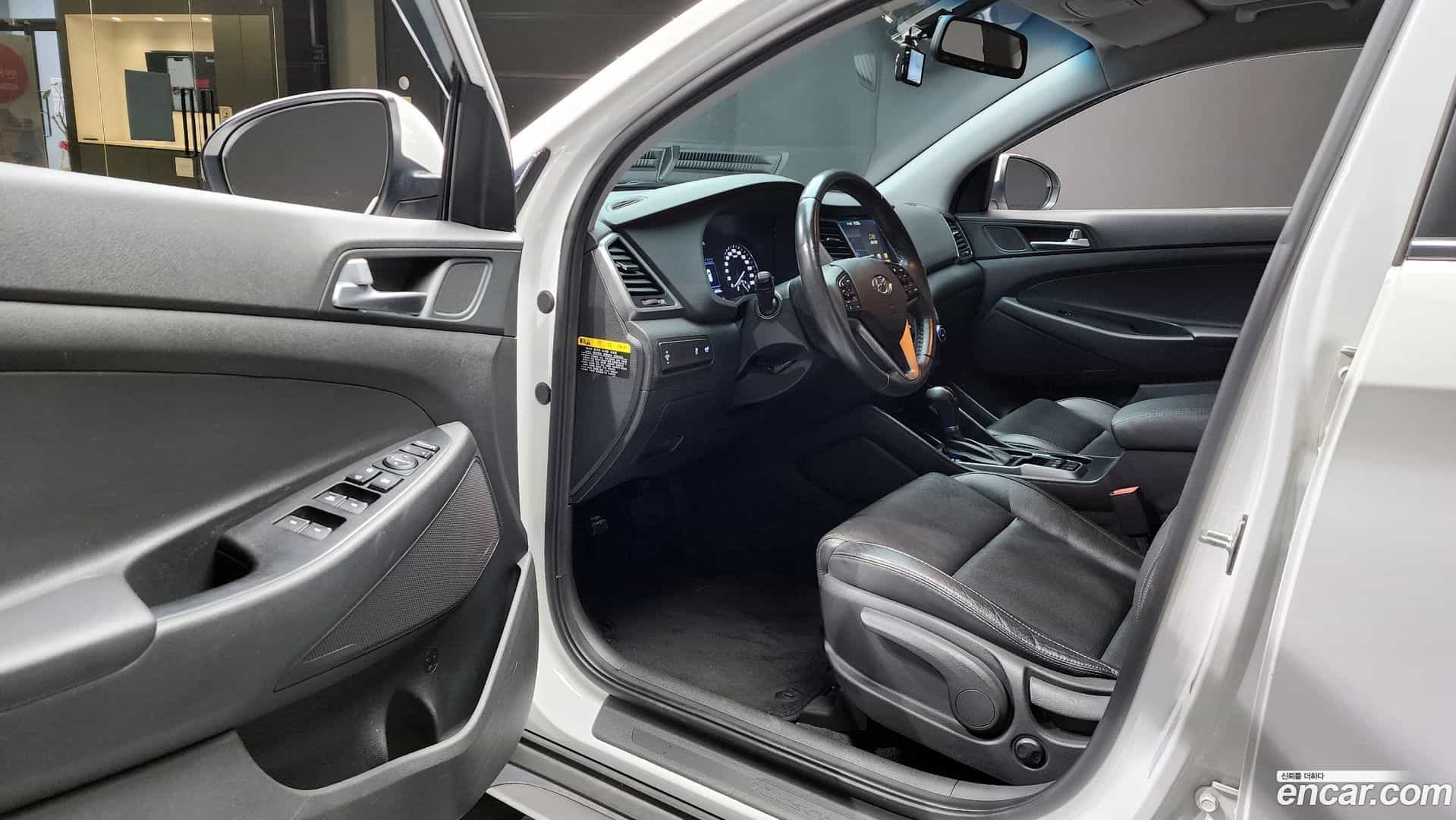 Tucson Hyundai 2016.9-INNER-010
