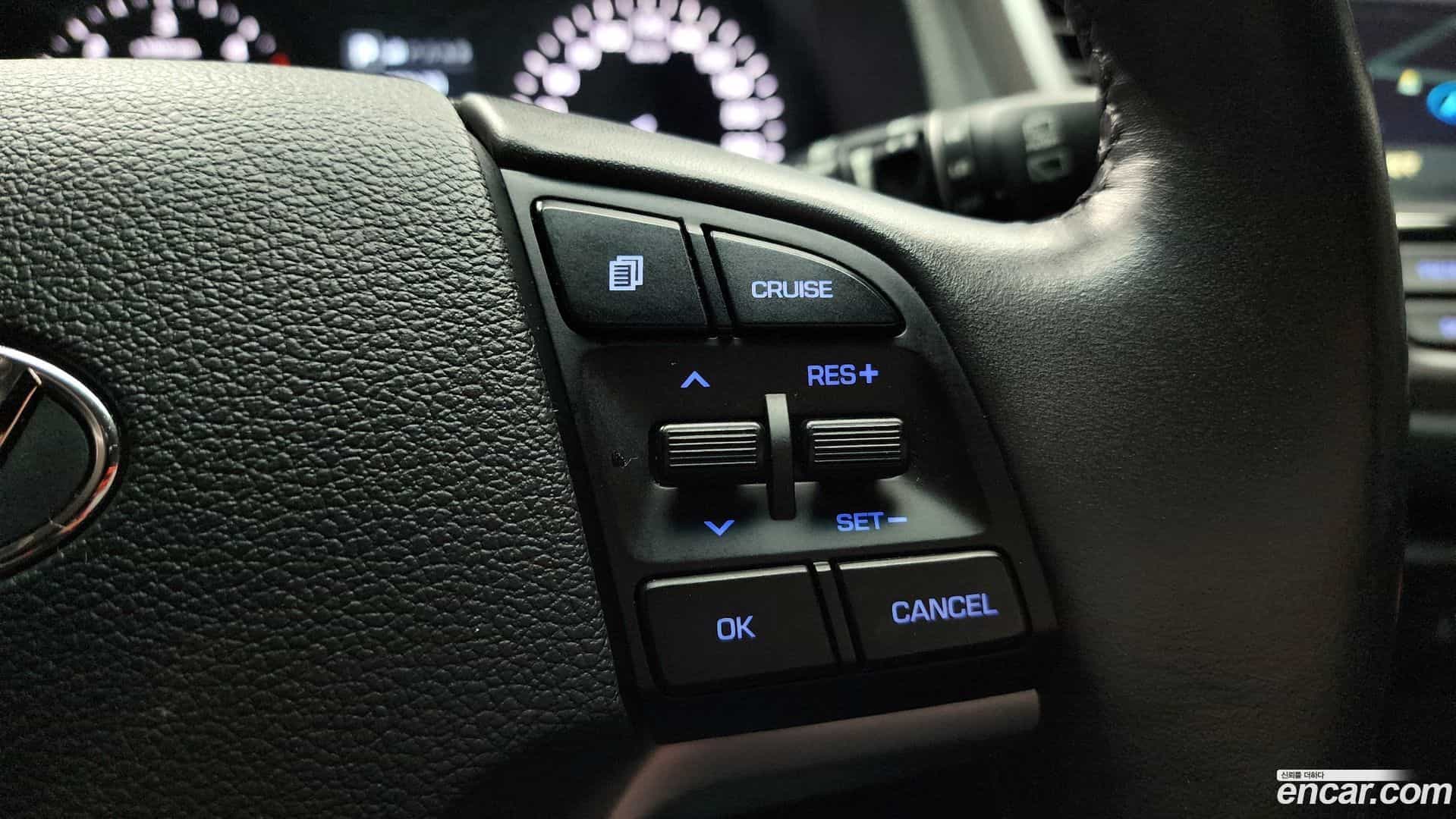 Tucson Hyundai 2016.9-OPTION-021