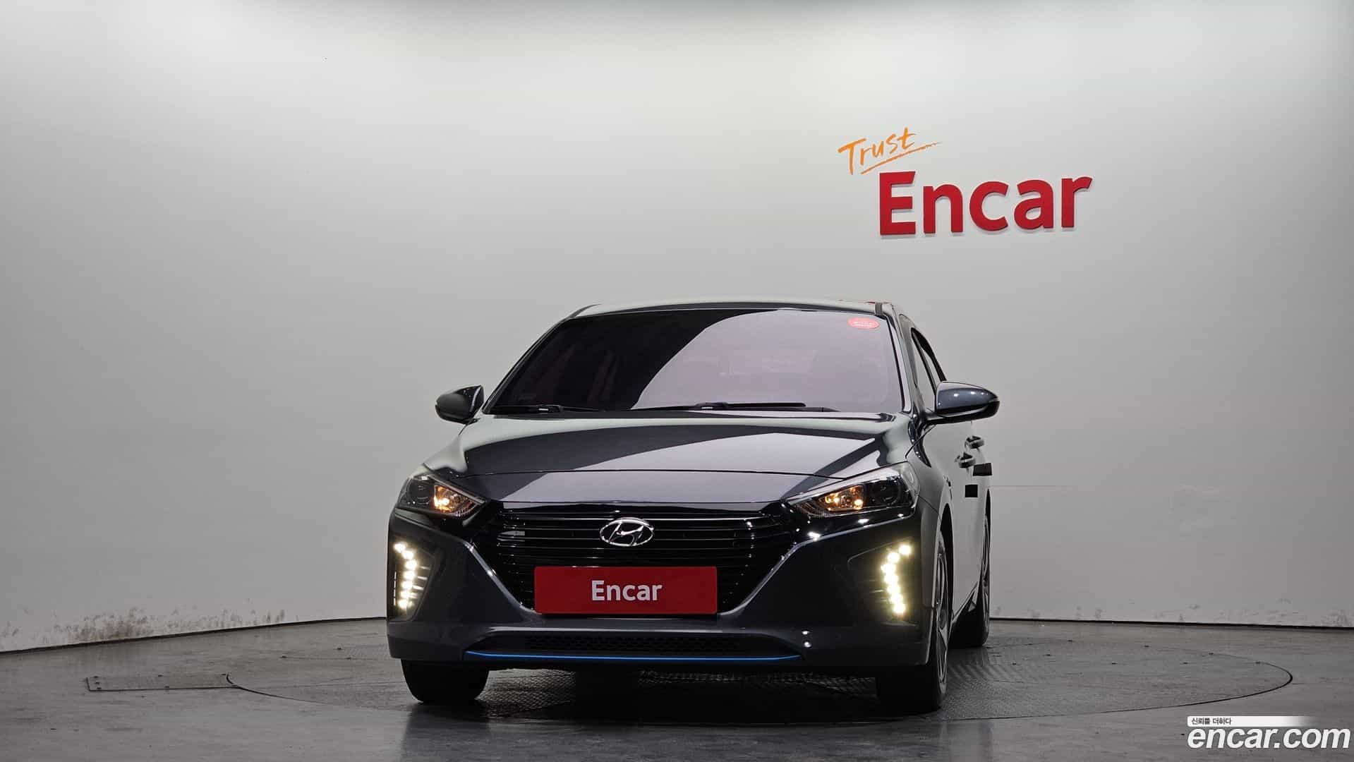Ioniq Hyundai 2016.3-OUTER-003