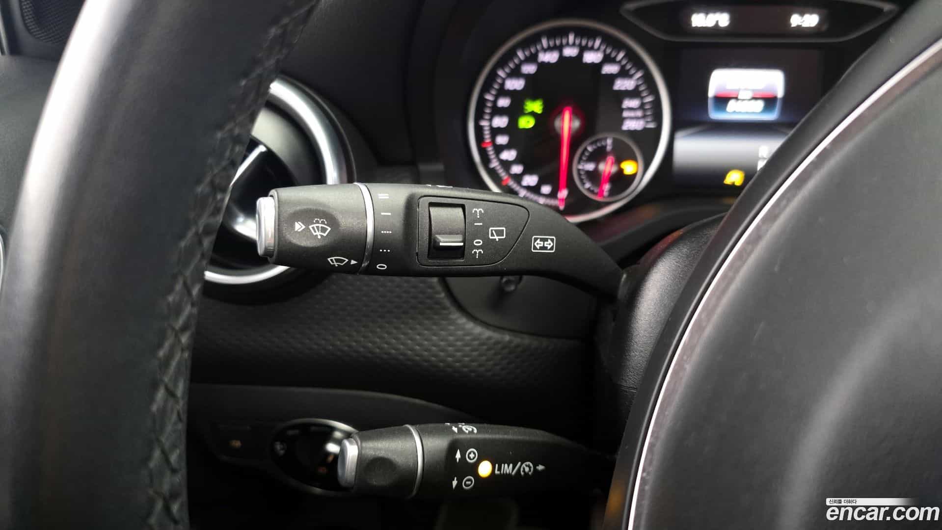 A-Class Mercedes-Benz 2017.6-OPTION-021