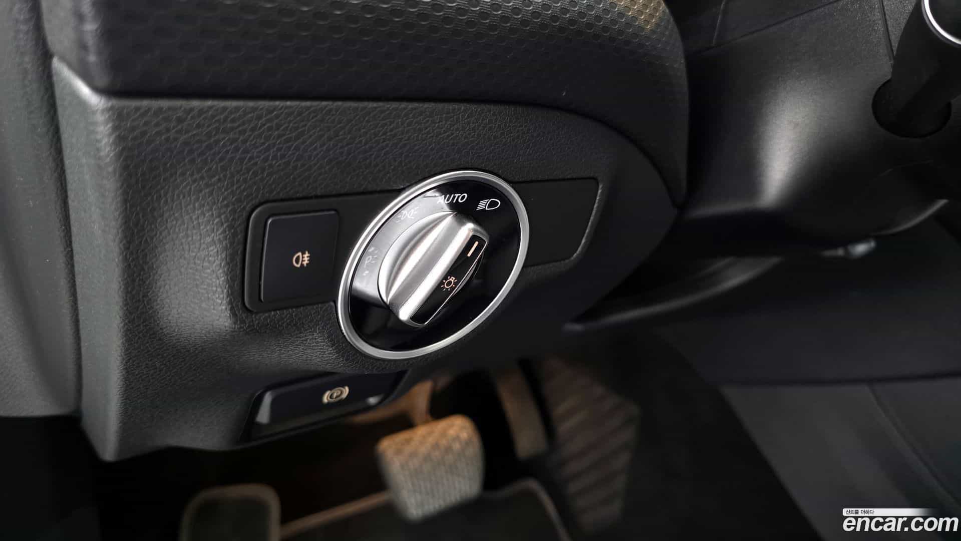 A-Class Mercedes-Benz 2017.6-OPTION-022