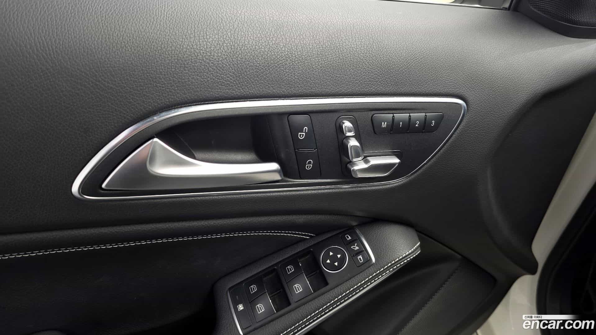 A-Class Mercedes-Benz 2017.6-OPTION-024
