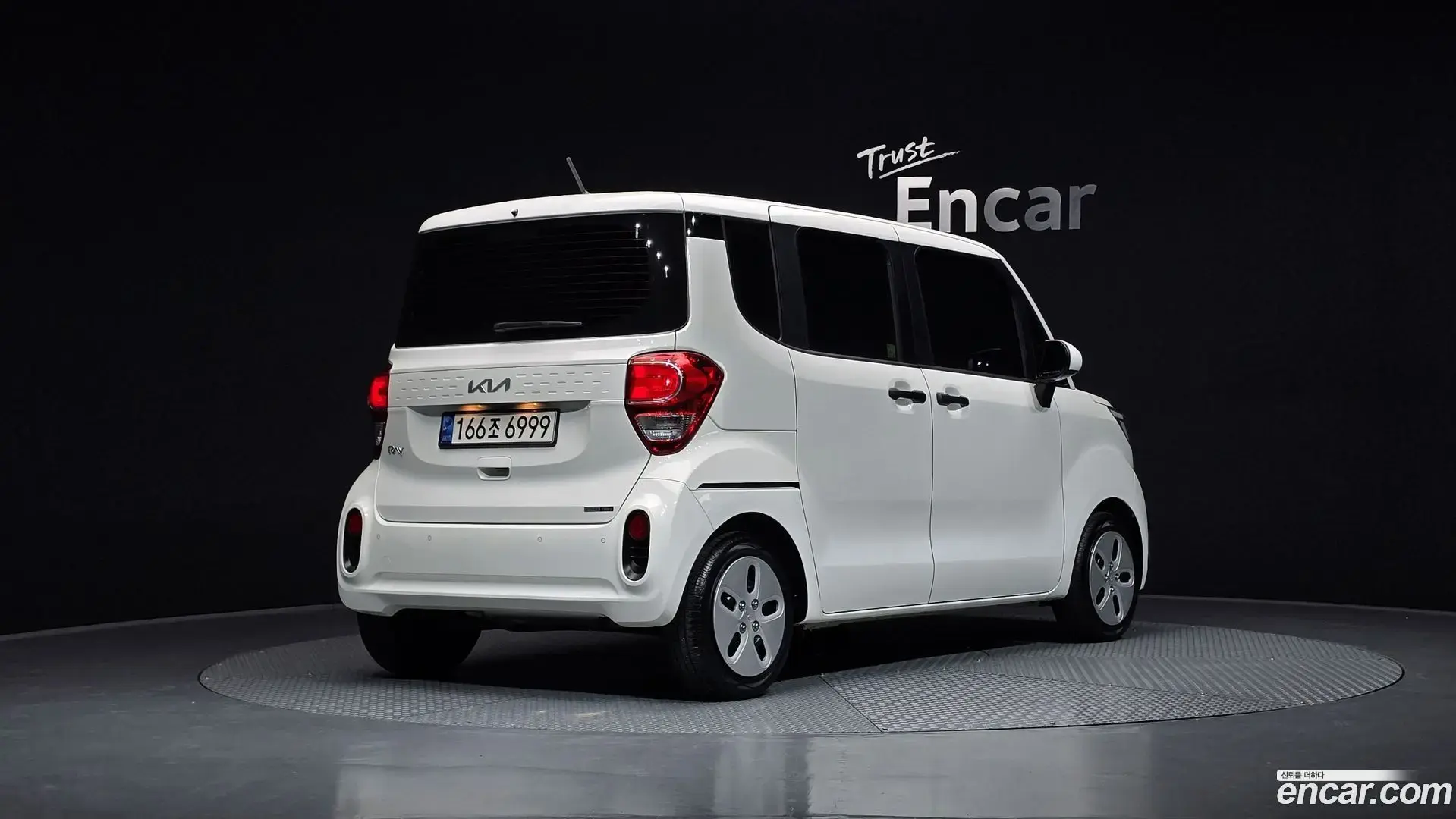 Main__Slider__Photo:RAY Kia 2022.7-1
