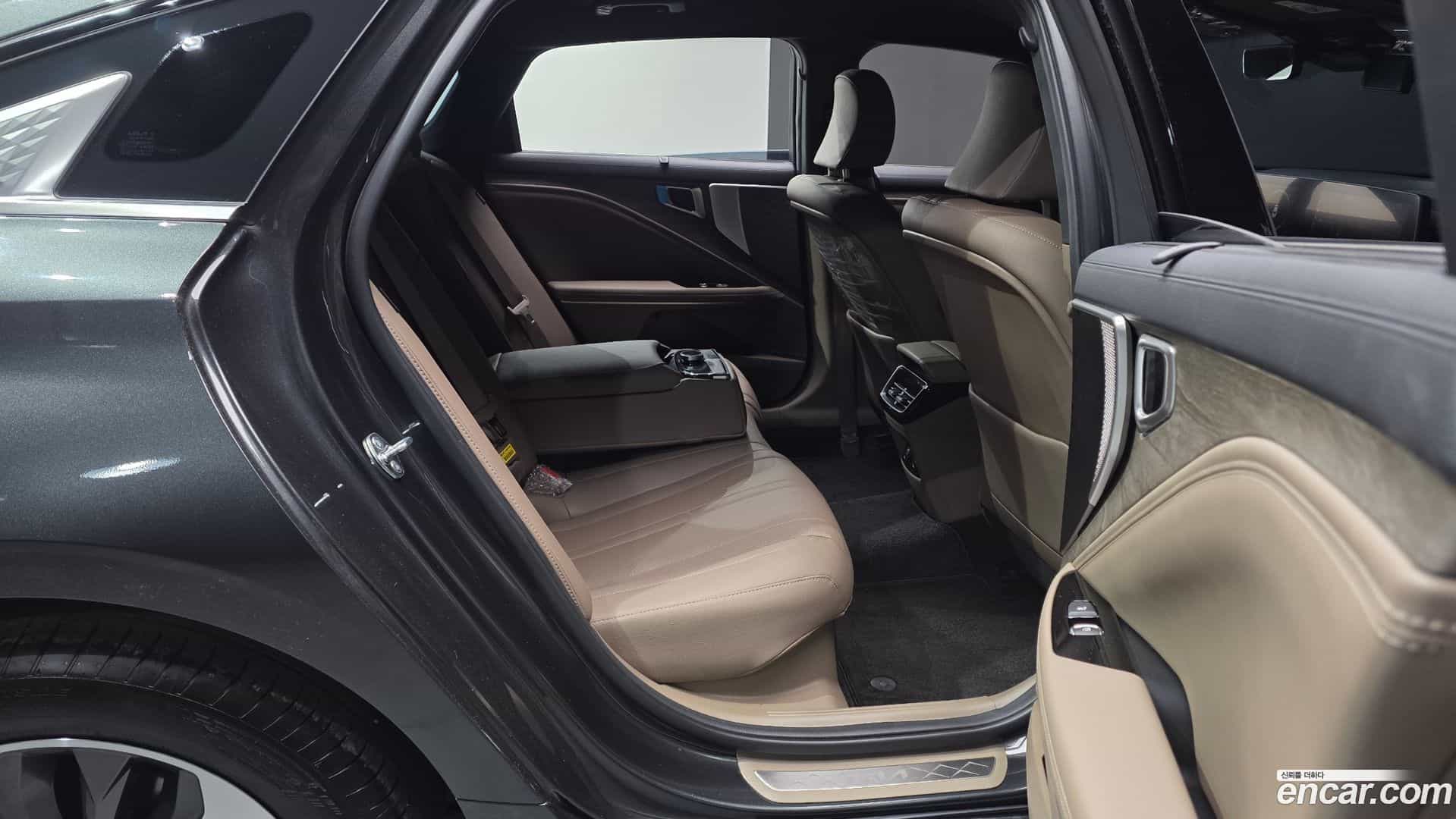 K8 Kia 2024.6-OPTION-016