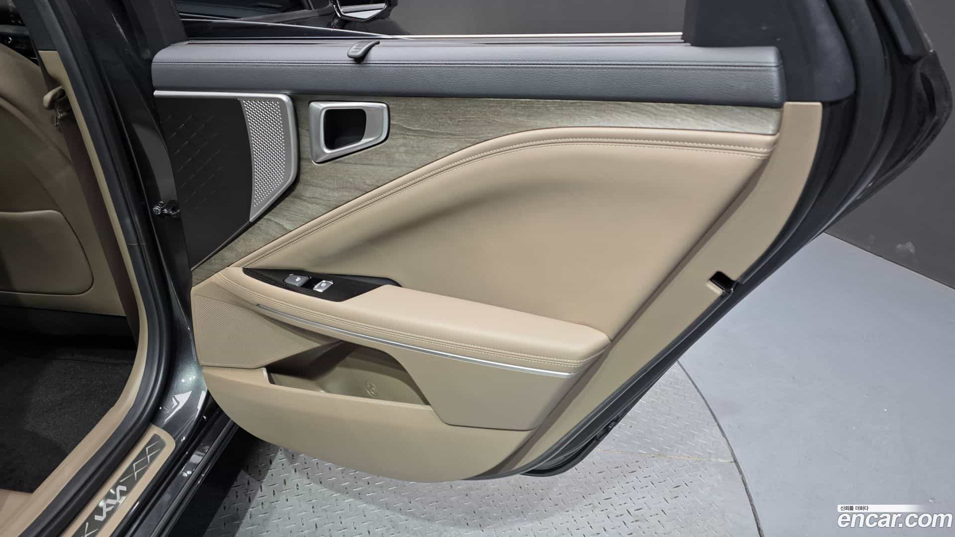 K8 Kia 2024.6-INNER-035