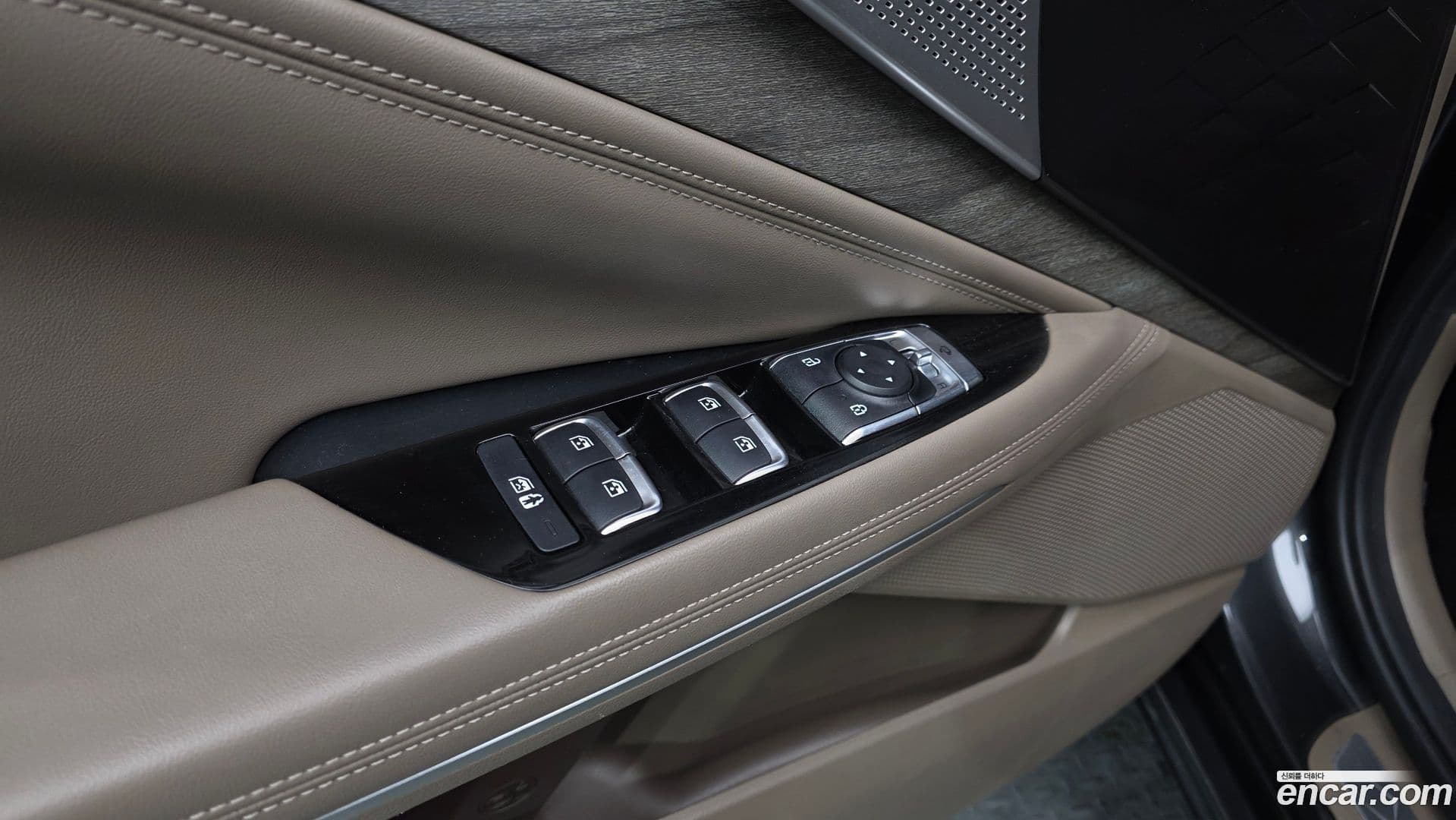 Main__Slider__Photo:K8 Kia 2024.6-28