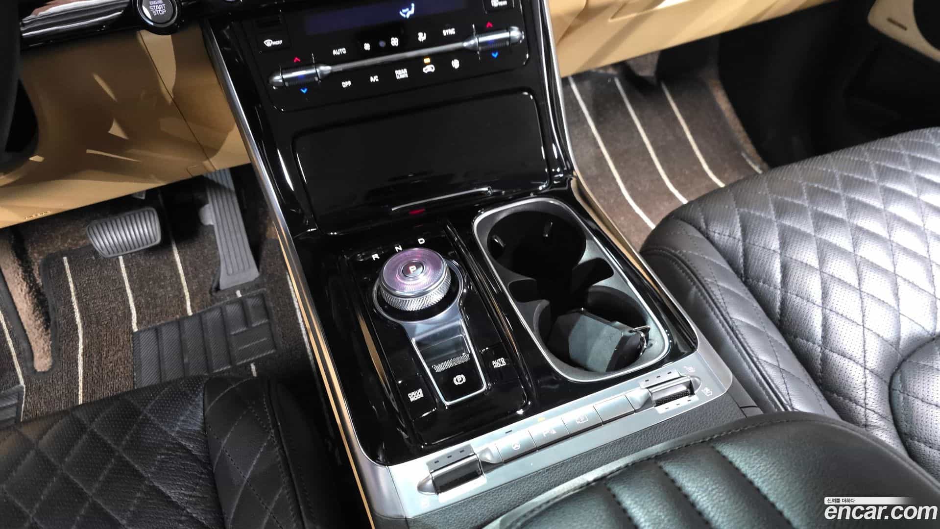 Canival Kia 2022.2-INNER-009