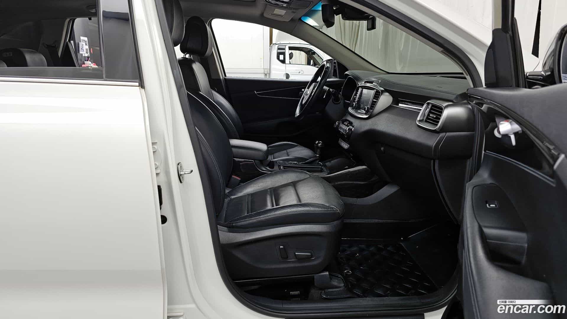 Sorento Kia 2016.5-OPTION-015