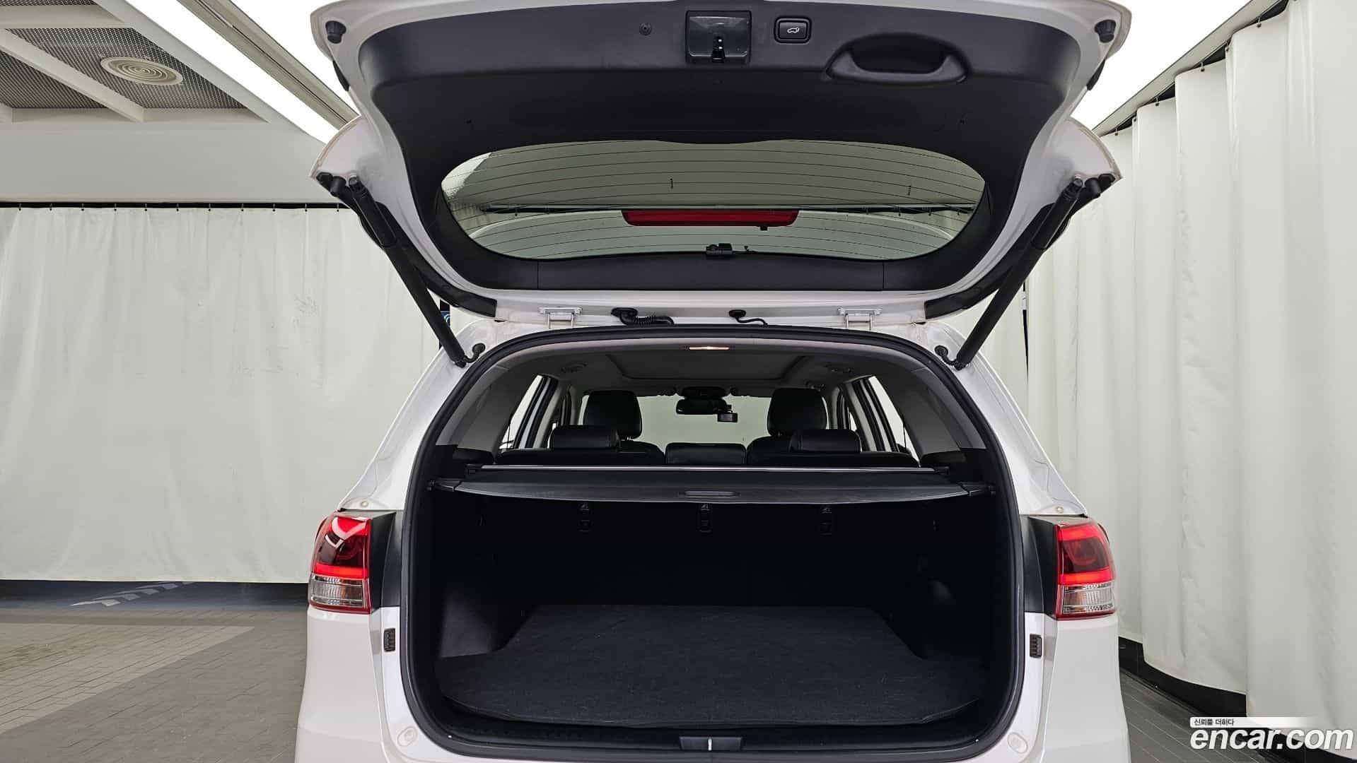 Sorento Kia 2016.5-OPTION-024