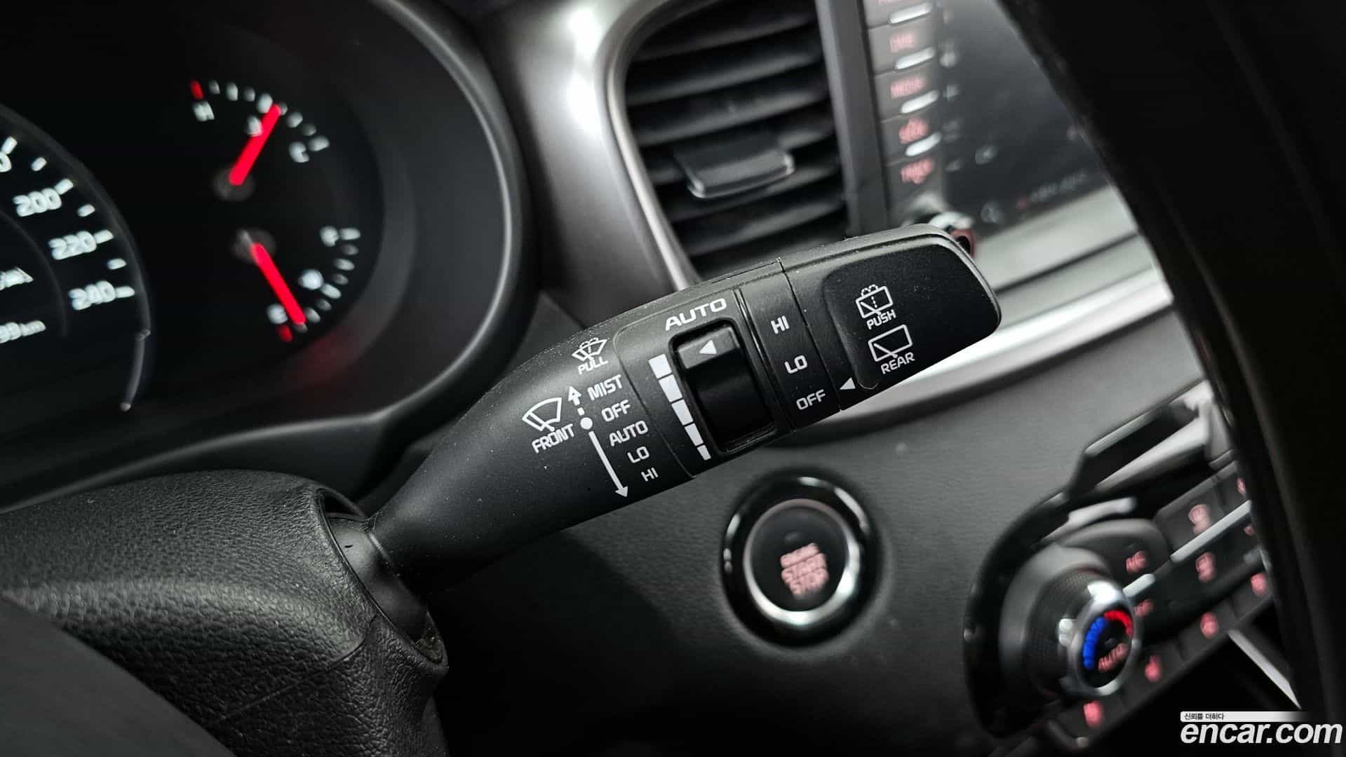 Sorento Kia 2016.5-OPTION-050