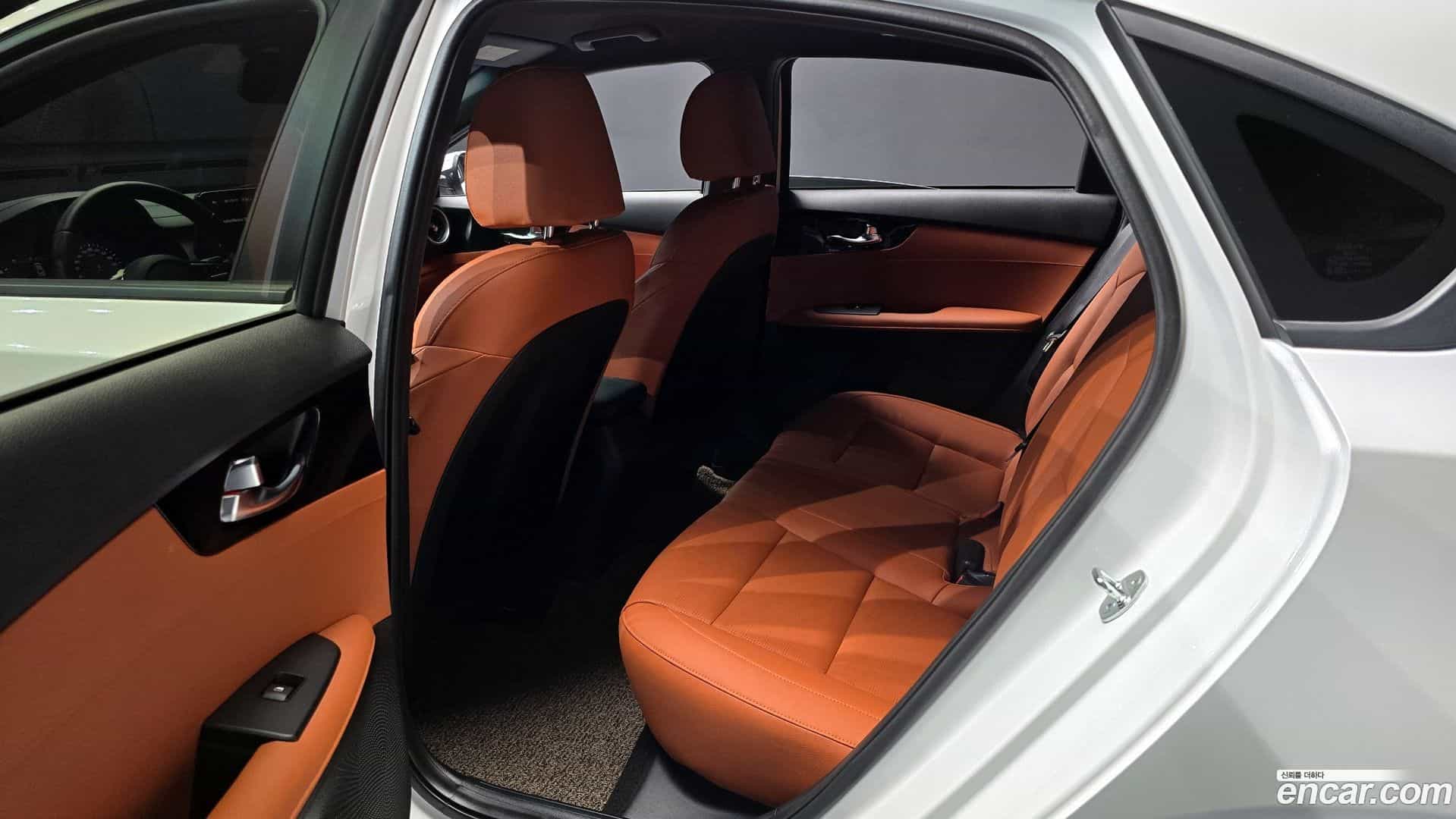 K3 Kia 2023.6-OPTION-016