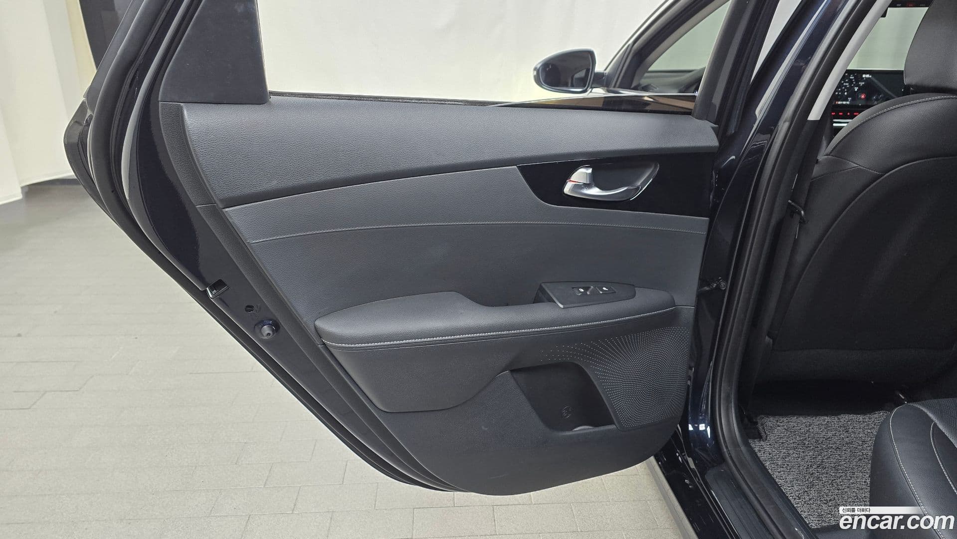 Main__Slider__Photo:K3 Kia 2023.5-24