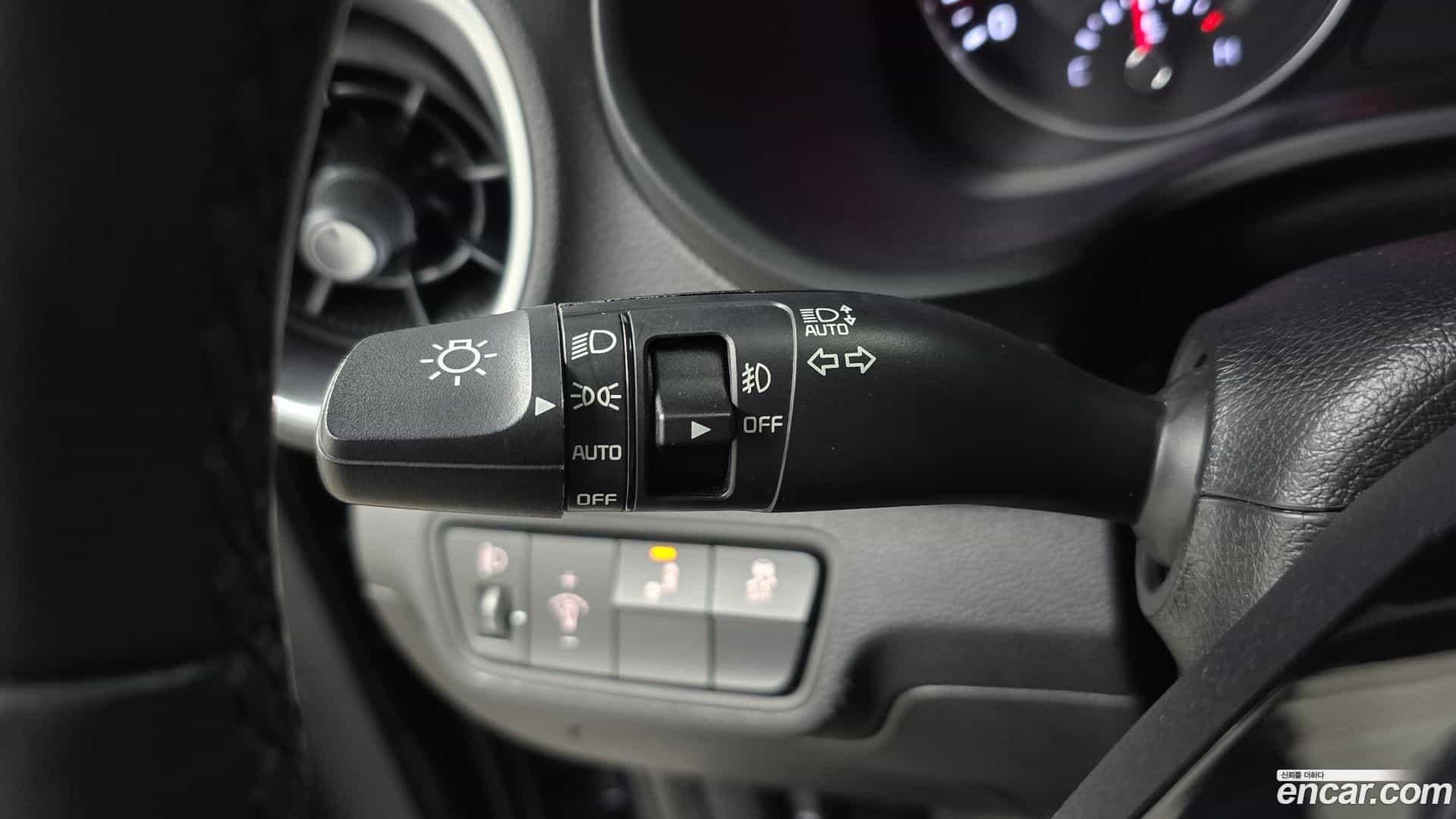 K3 Kia 2023.5-OPTION-041