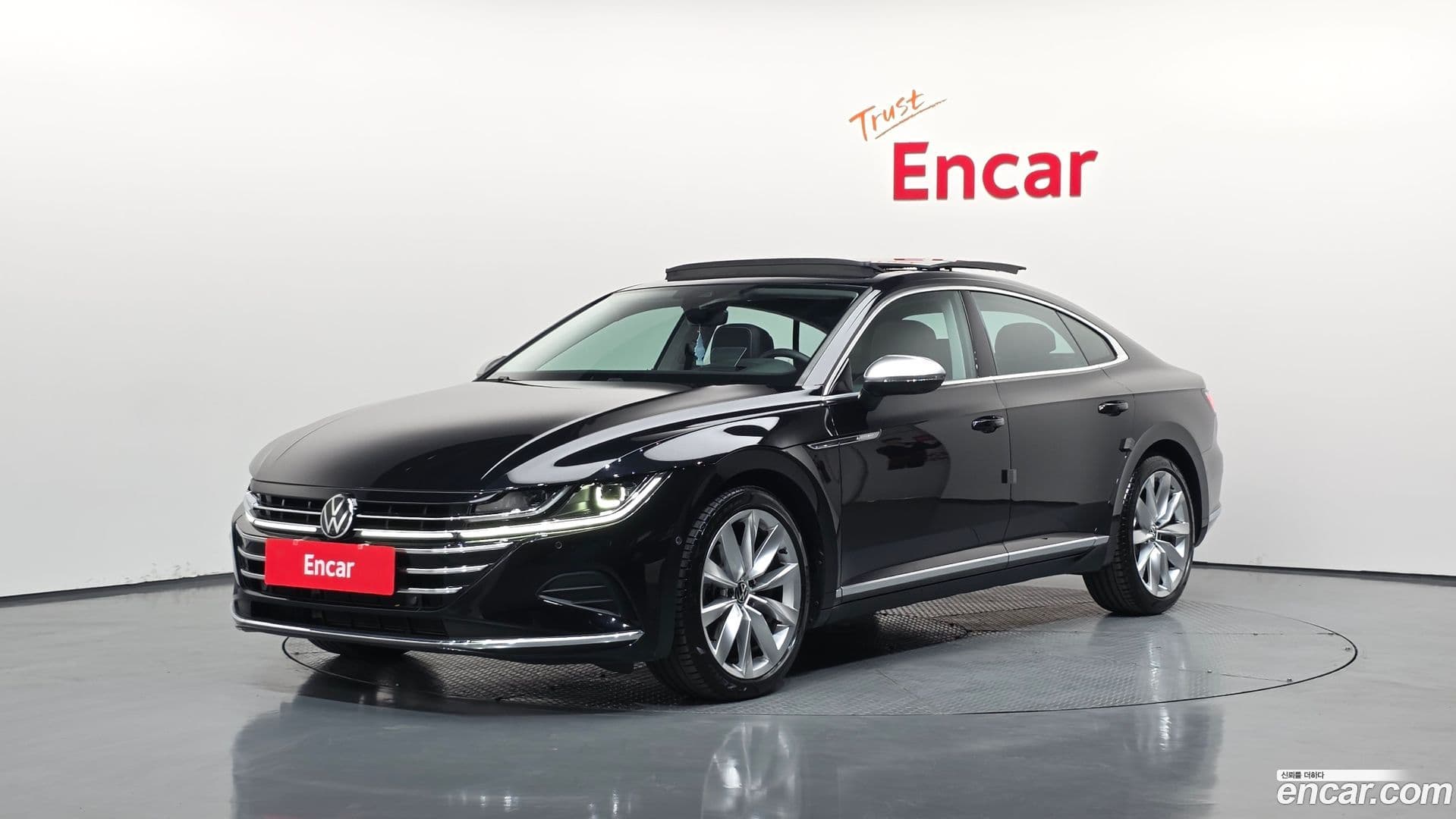 Main__Slider__Photo:Arteon Volkswagen 2023.10-0