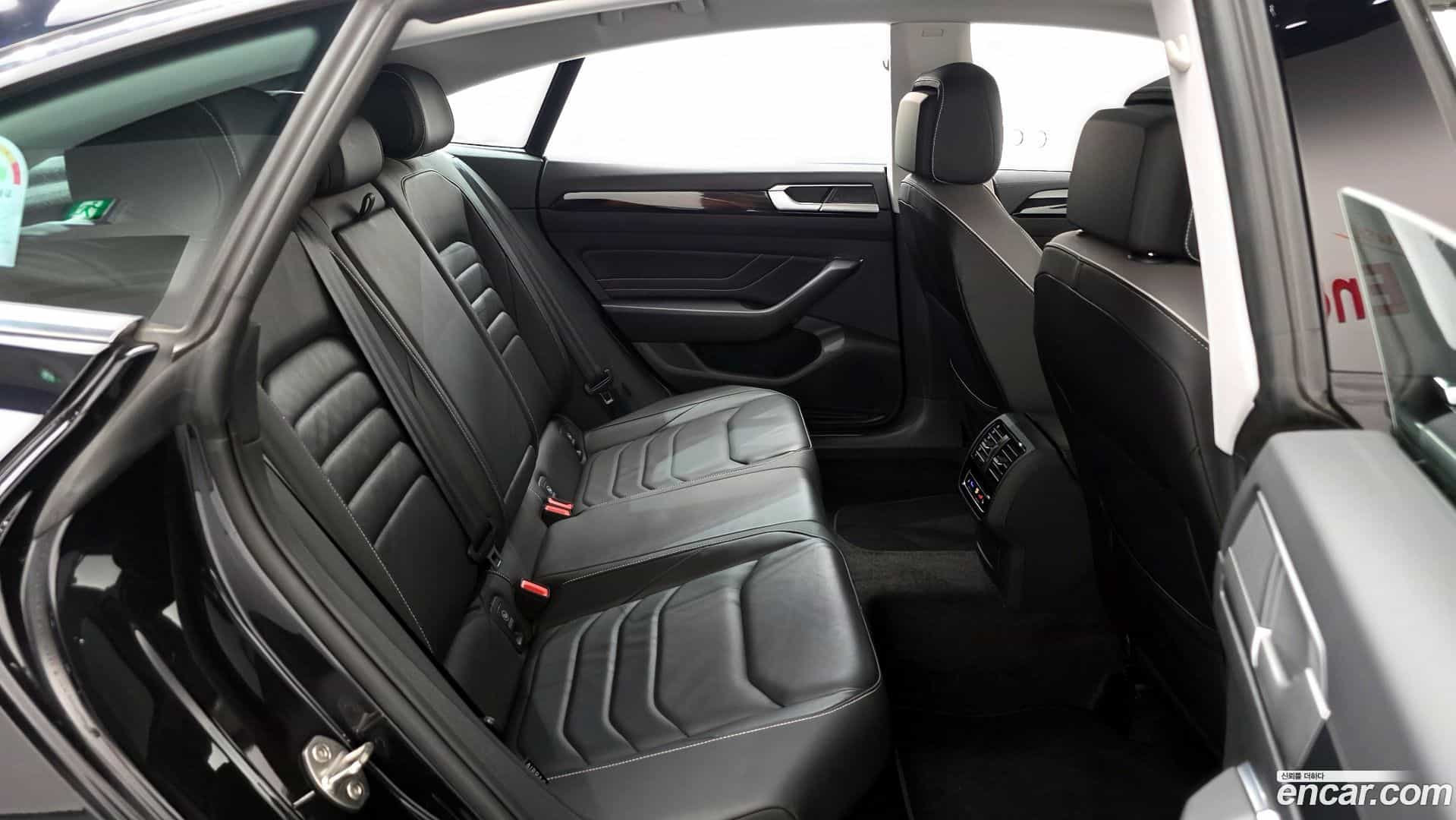 Arteon Volkswagen 2023.10-OPTION-015