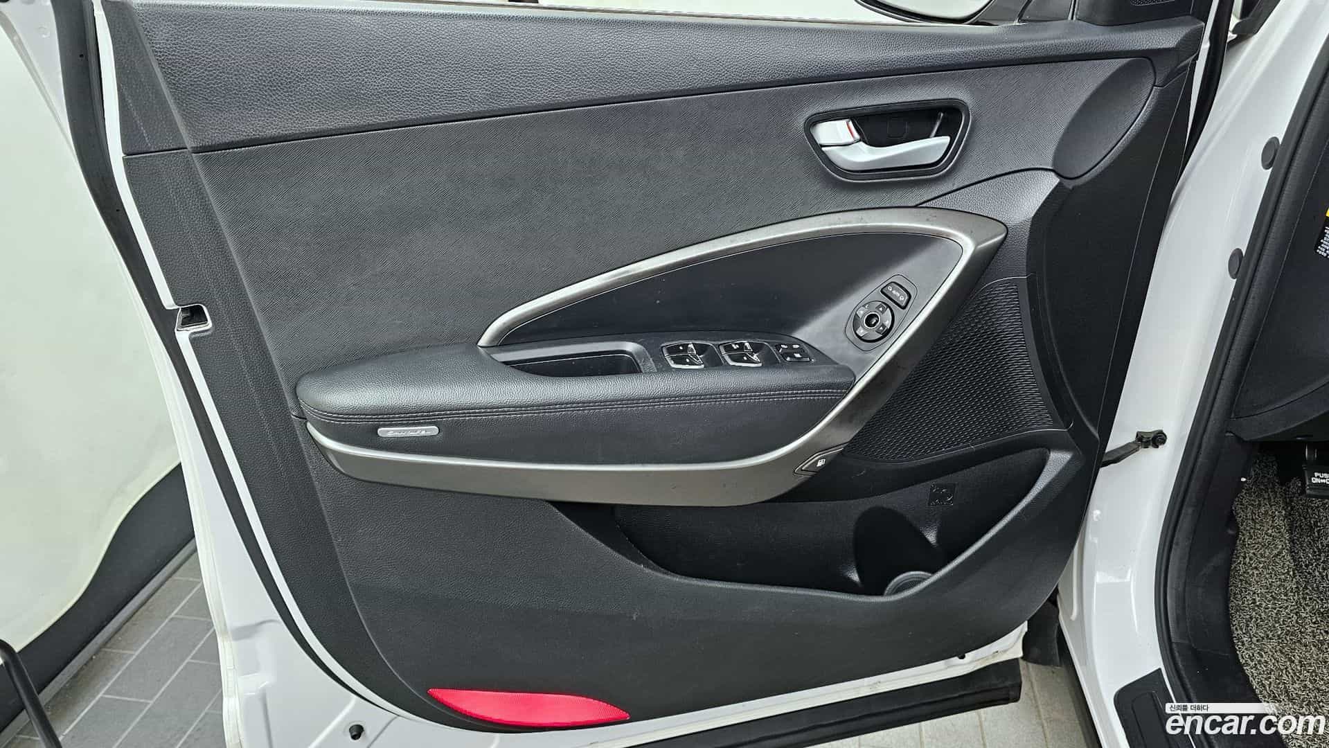Santafe Hyundai 2016.6-INNER-034