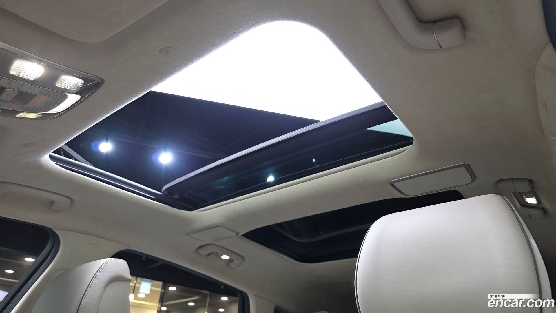Main__Slider__Photo:GV80 Genesis 2021.2-18