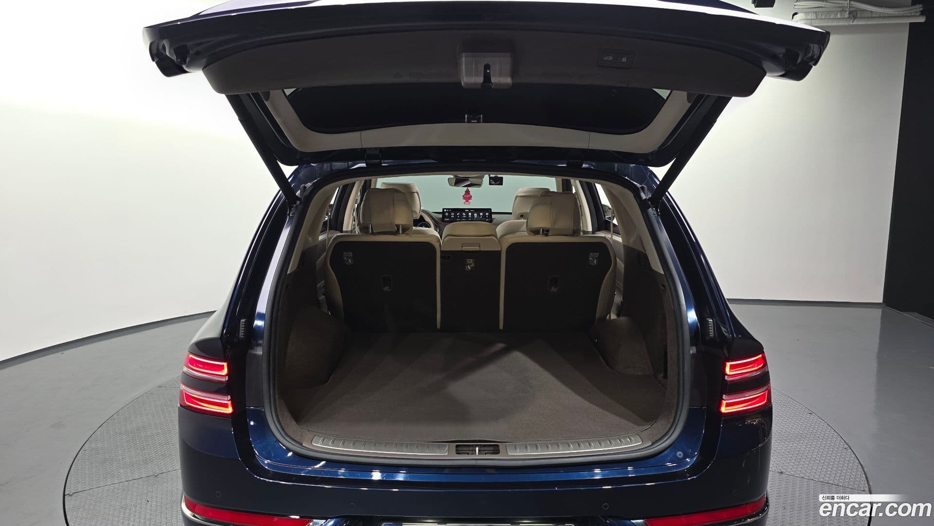 Main__Slider__Photo:GV80 Genesis 2021.2-19