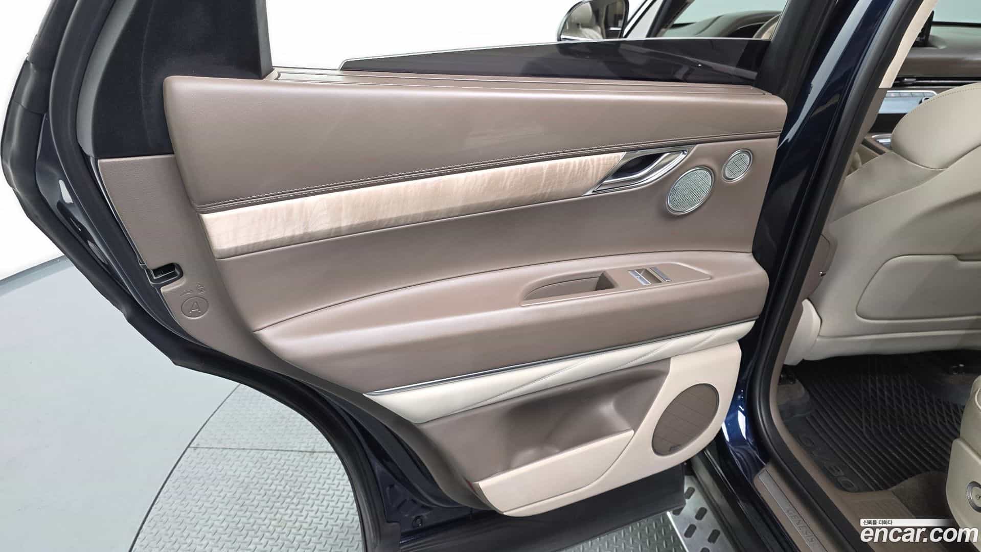 GV80 Genesis 2021.2-INNER-035