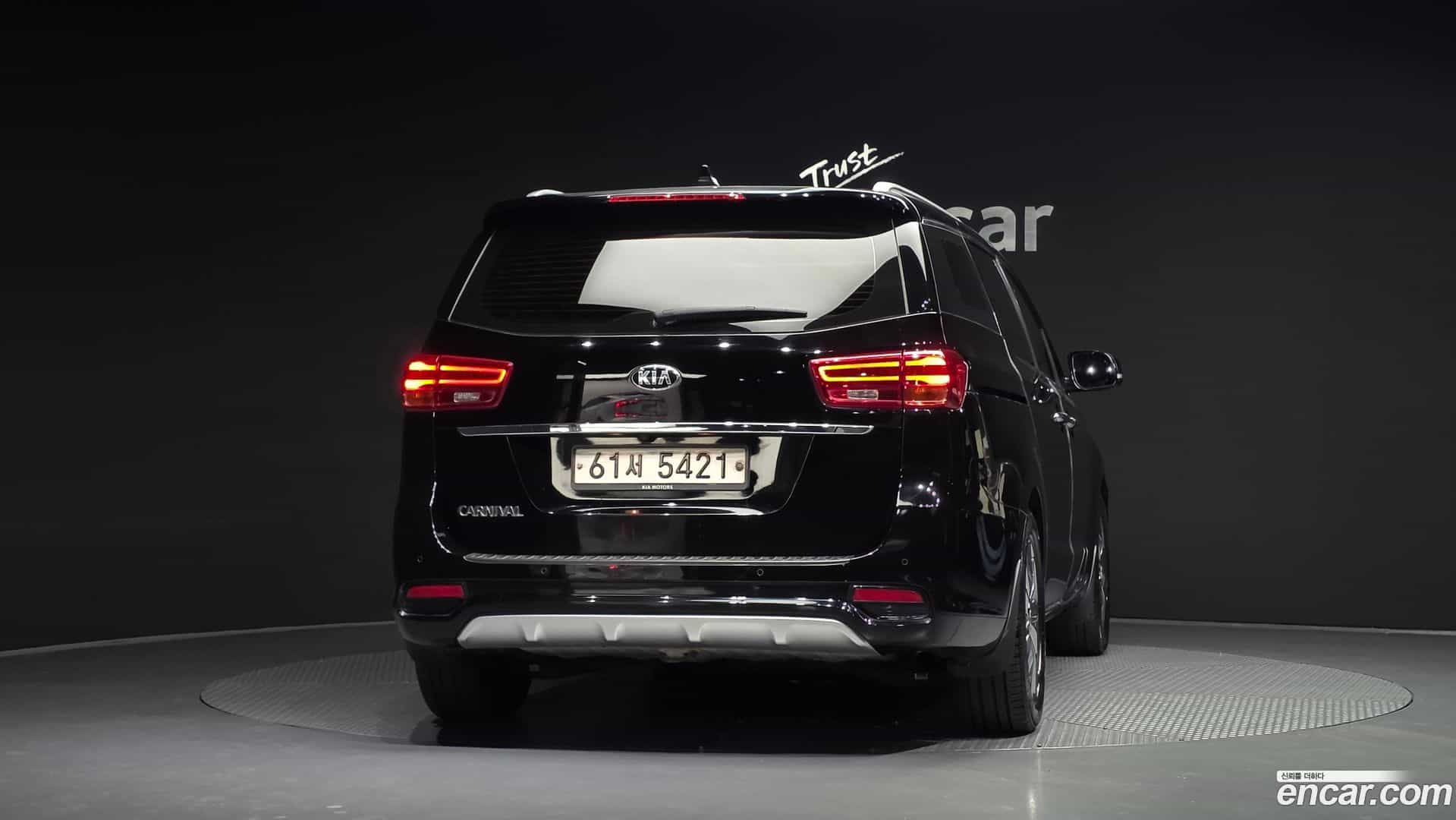 Canival Kia 2018.10-OUTER-004