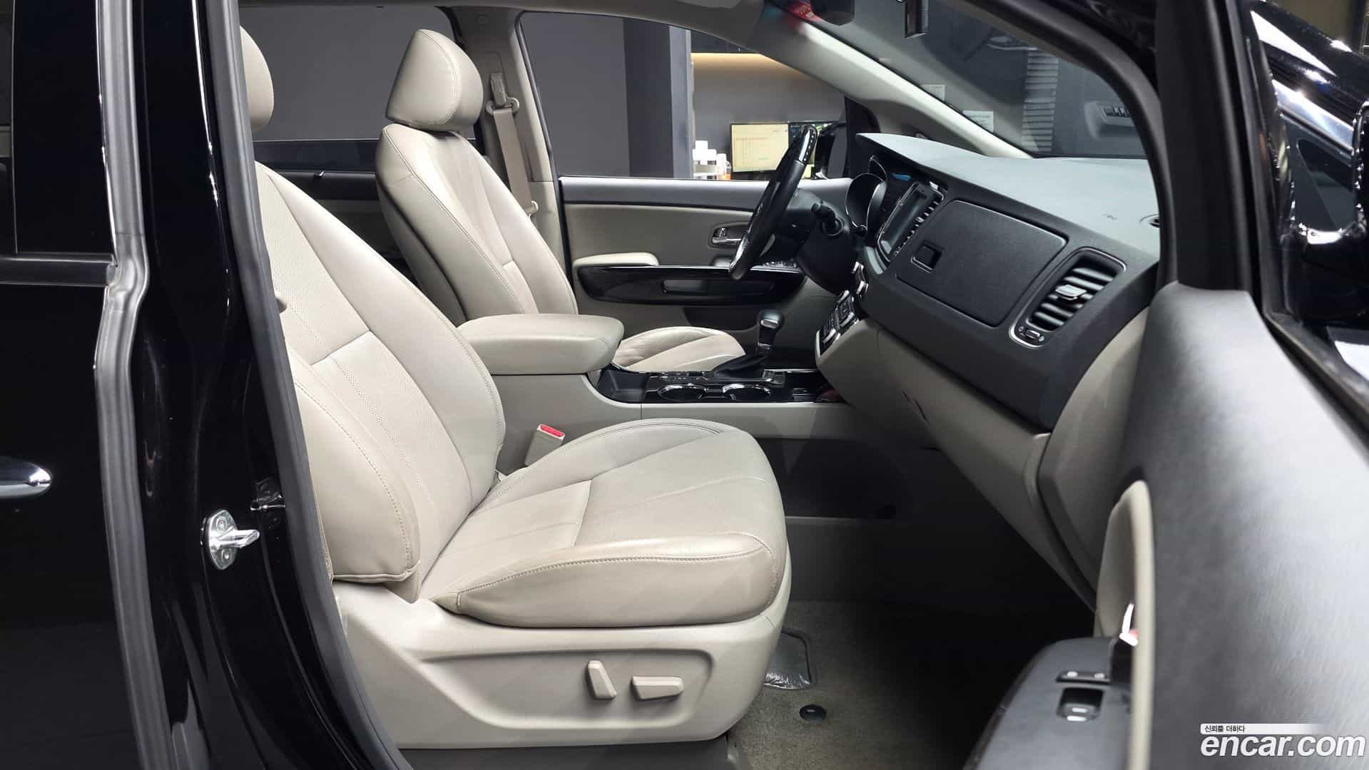 Canival Kia 2018.10-OPTION-015