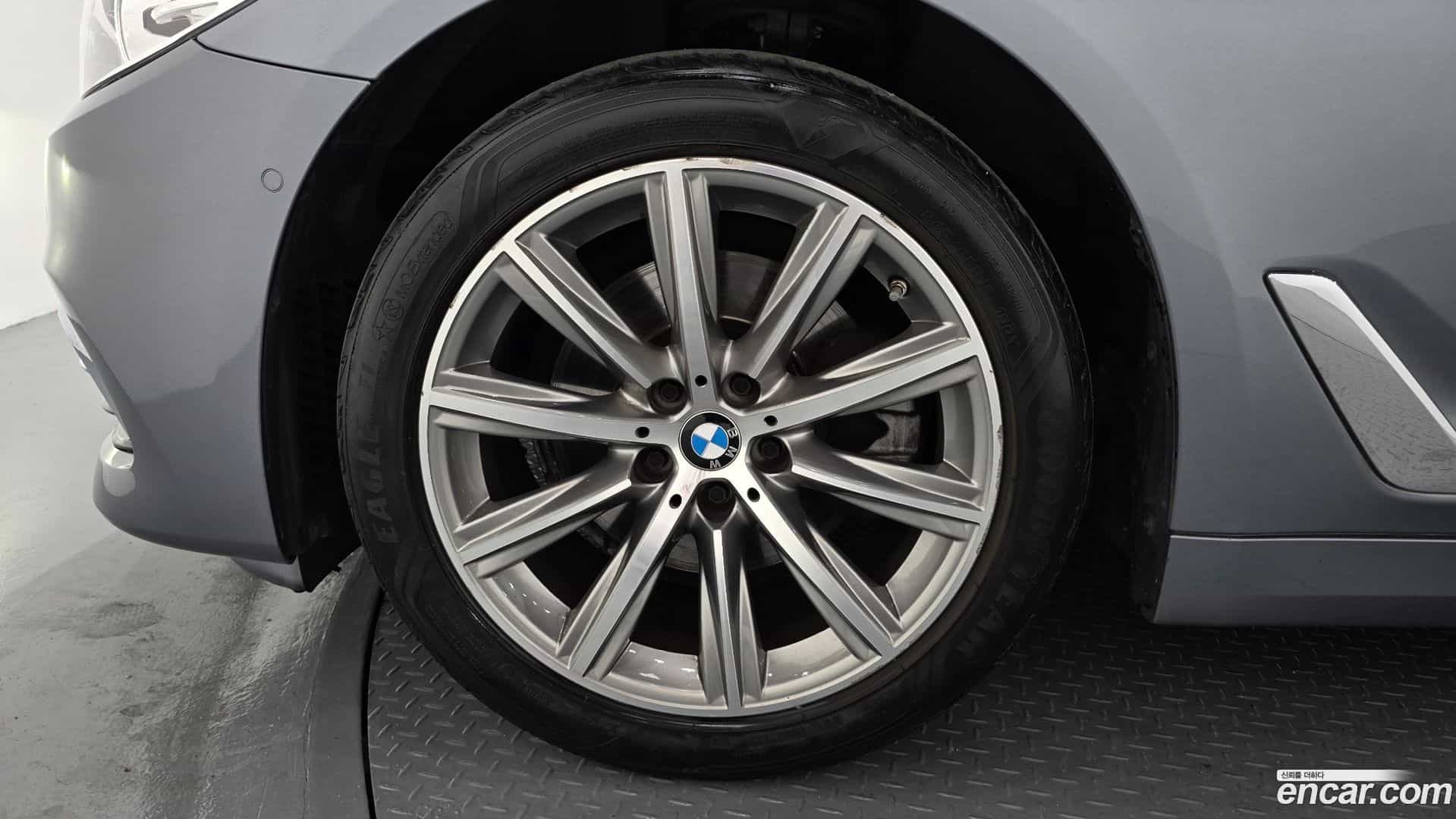 5-Series BMW 2018.9-OUTER-005