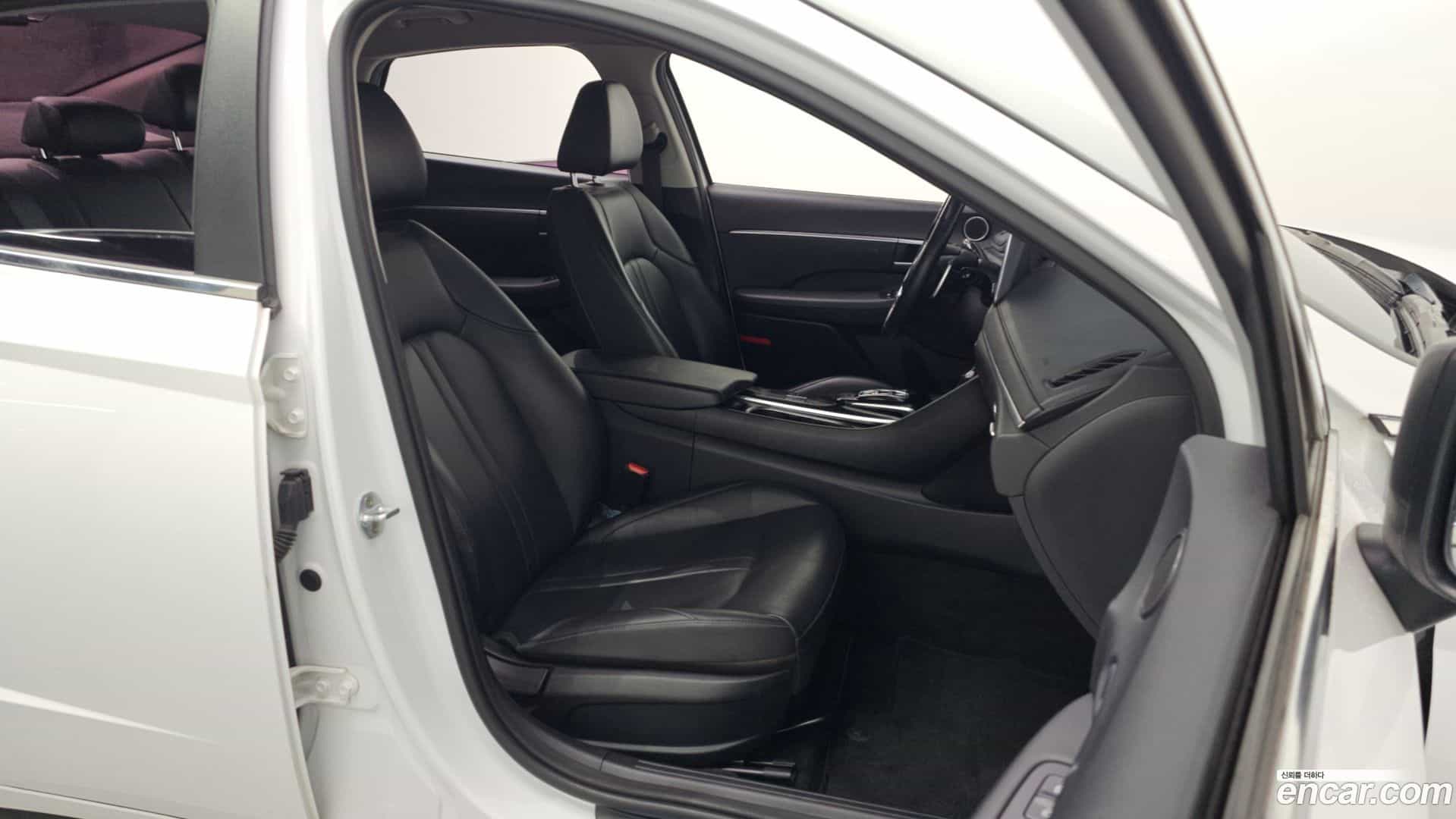Sonata Hyundai 2019.3-OPTION-015