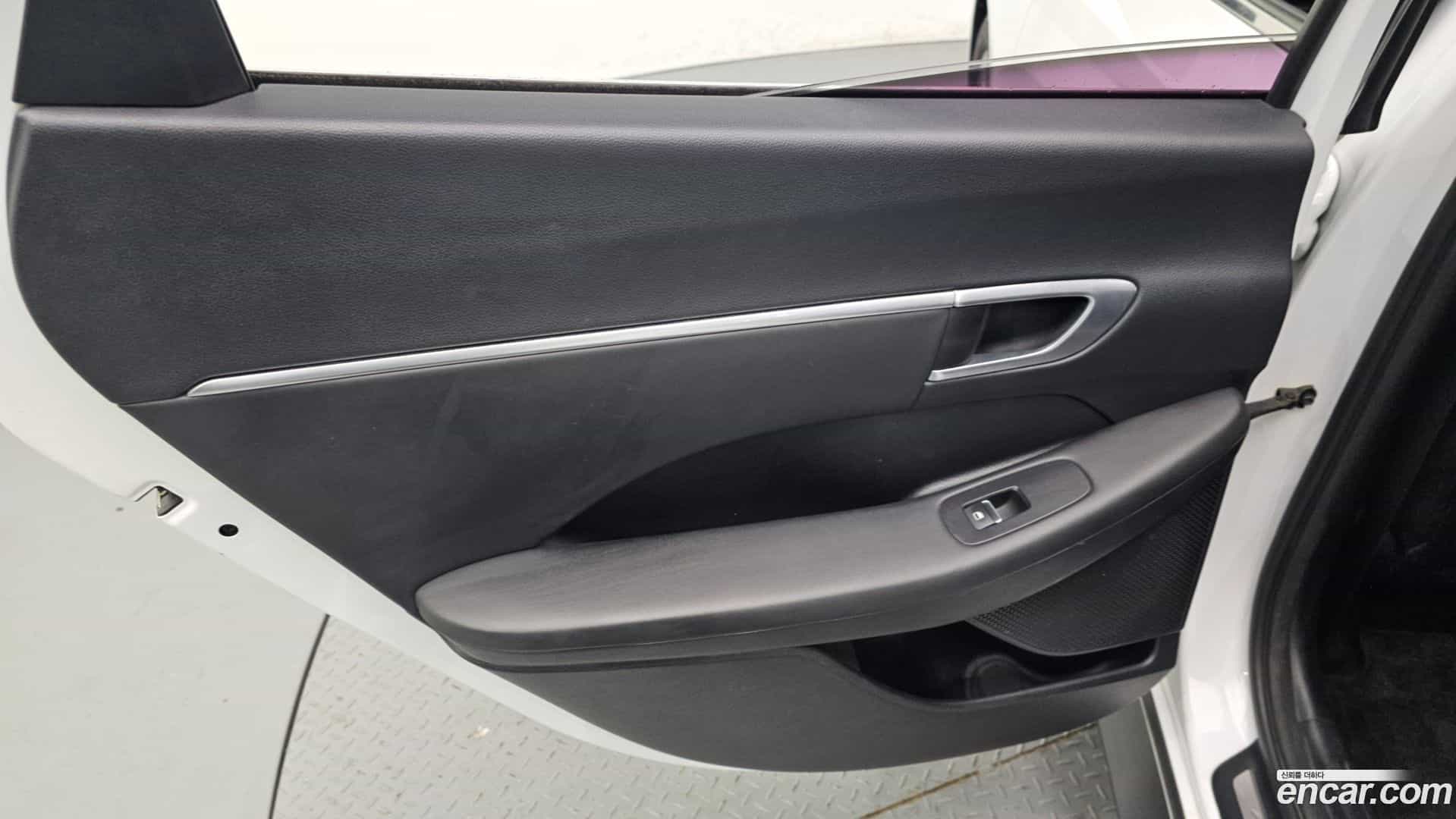 Sonata Hyundai 2019.3-INNER-035