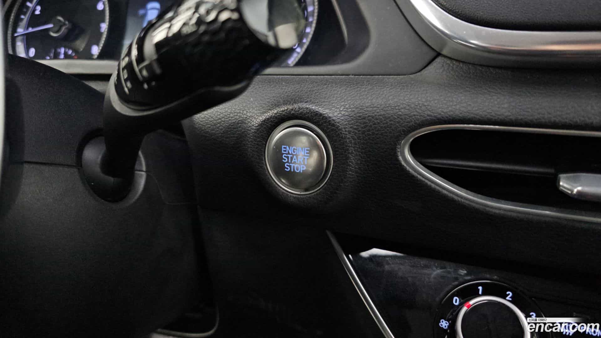 Sonata Hyundai 2019.3-INNER-036