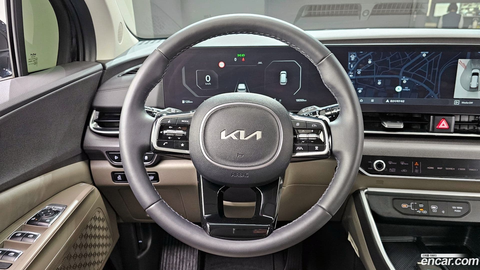 Main__Slider__Photo:Canival Kia 2024.4-12