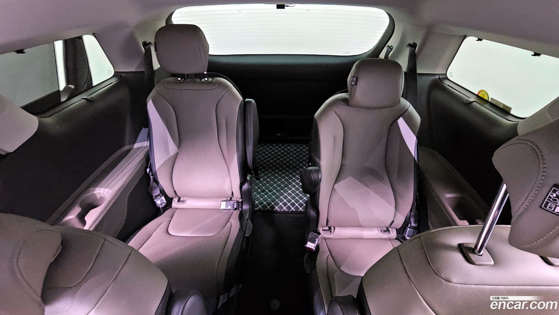 Main__Slider__Photo:Canival Kia 2024.4-33