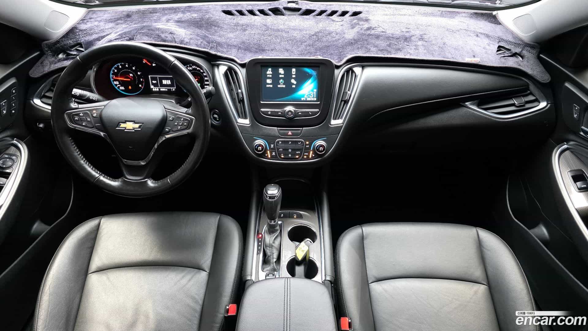 Malibu Chevrolet 2018.9-INNER-007